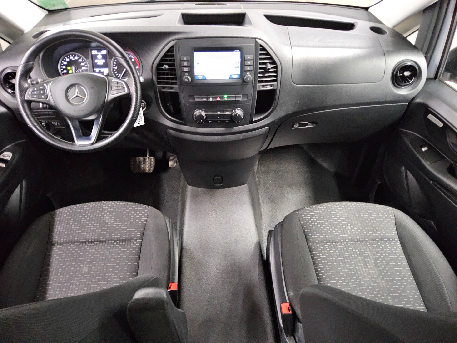 Mercedes-Benz Vito CDI Tourer Pro extralang 8-Sitzer Navi RfK 5