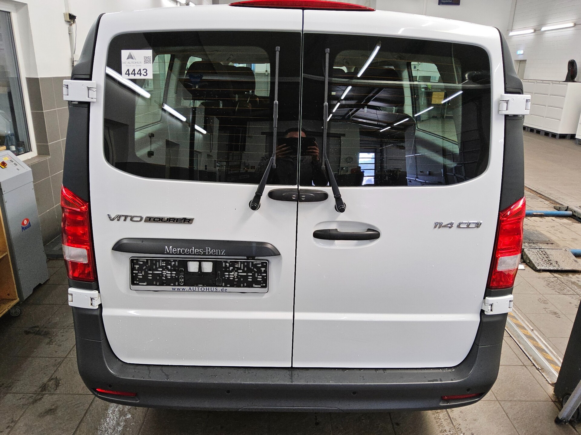 Mercedes-Benz Vito CDI Tourer Pro extralang 8-Sitzer Navi RfK 11