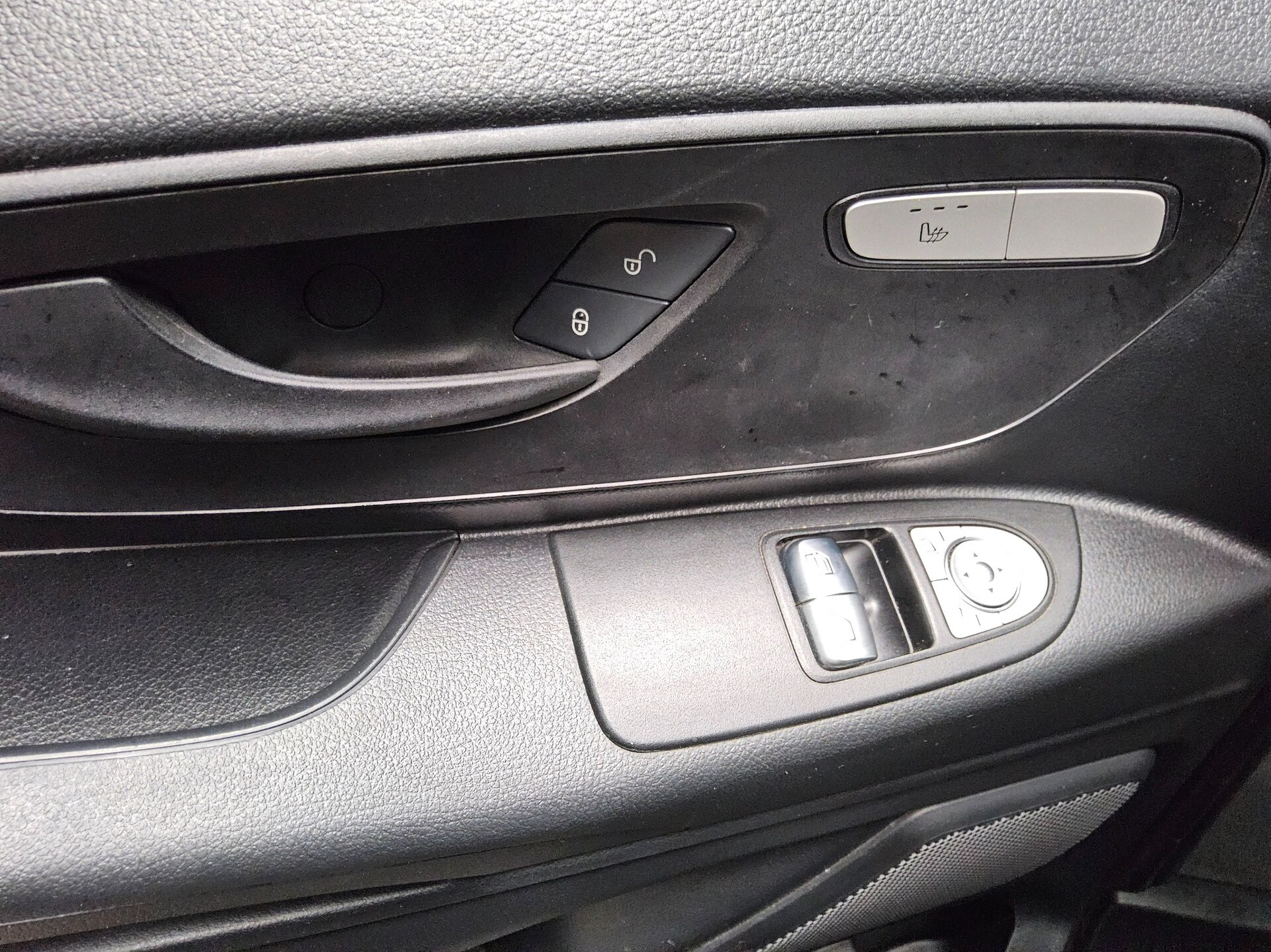 Mercedes-Benz Vito CDI extralang 8-Sitze Nav RfK PDC Shz Tempo 9