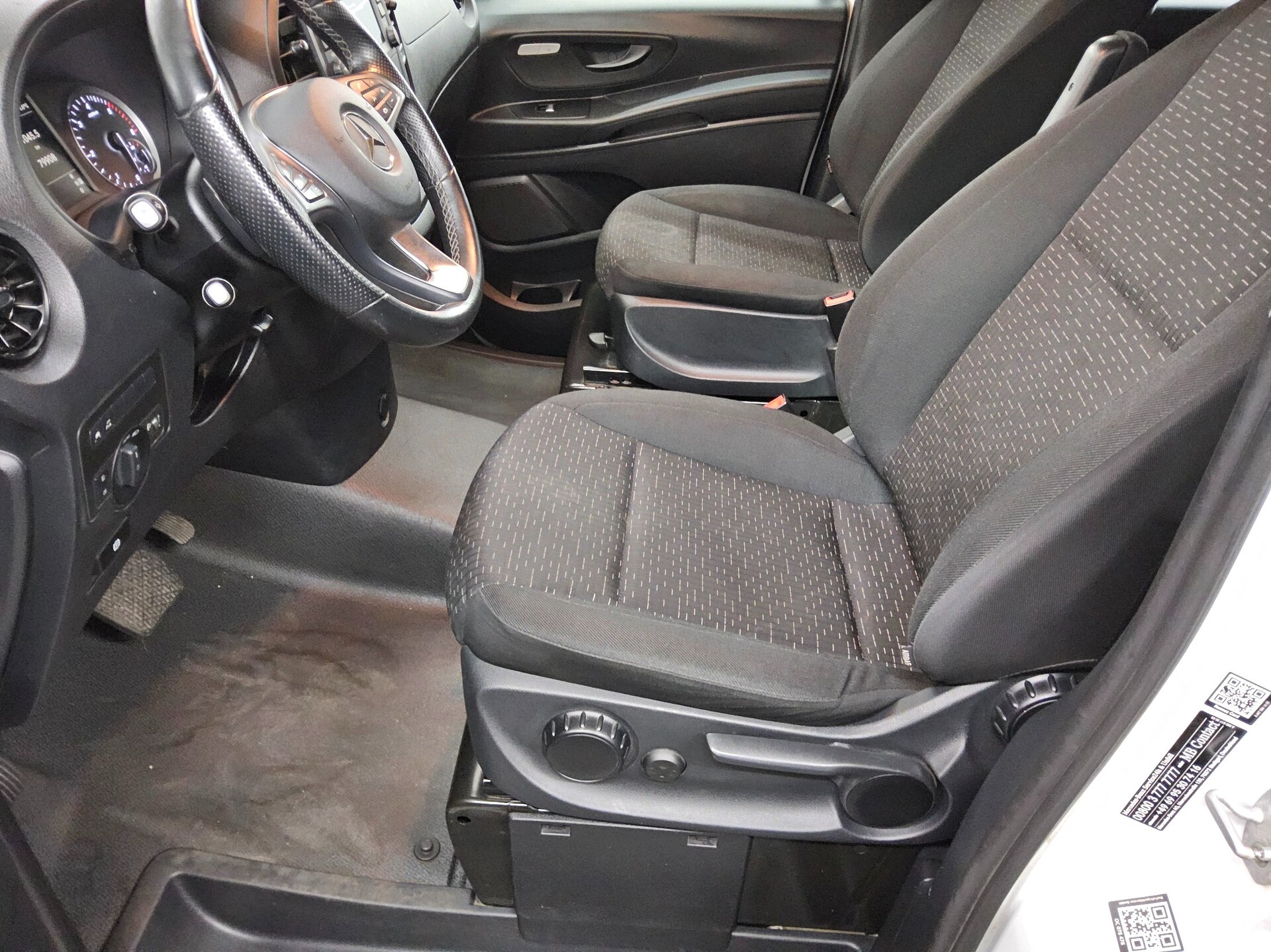 Mercedes-Benz Vito Lang CDI 8-Sitze Navi RfK Shz PDC Tempomat 8