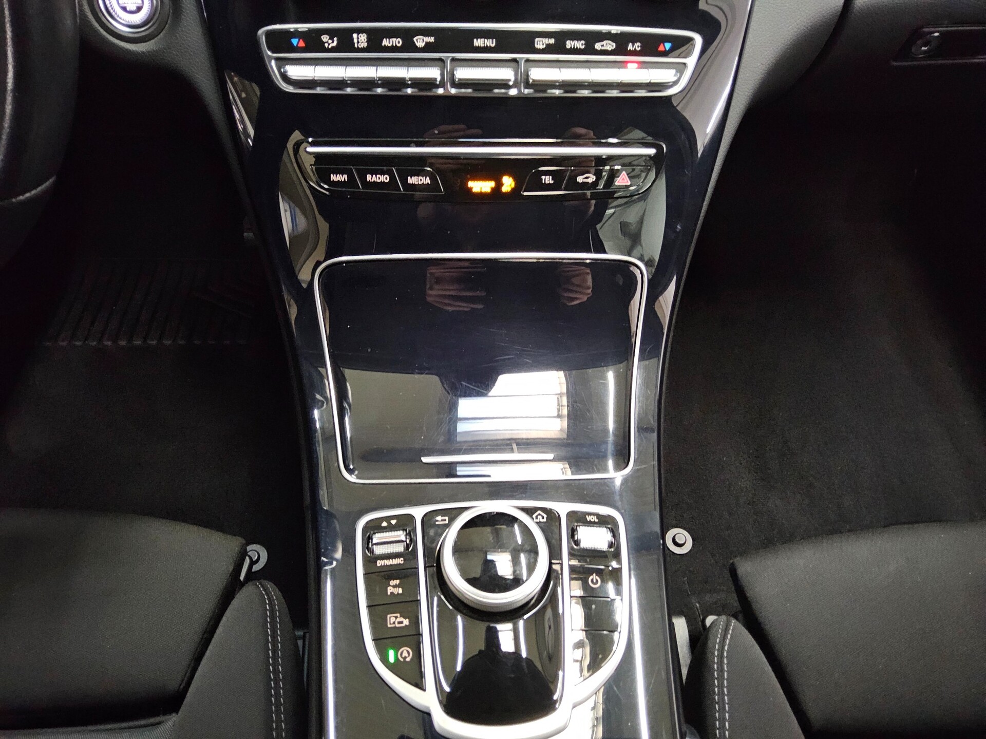 Mercedes-Benz C 300 Avantgarde LED Shz PDC Tempomat 6