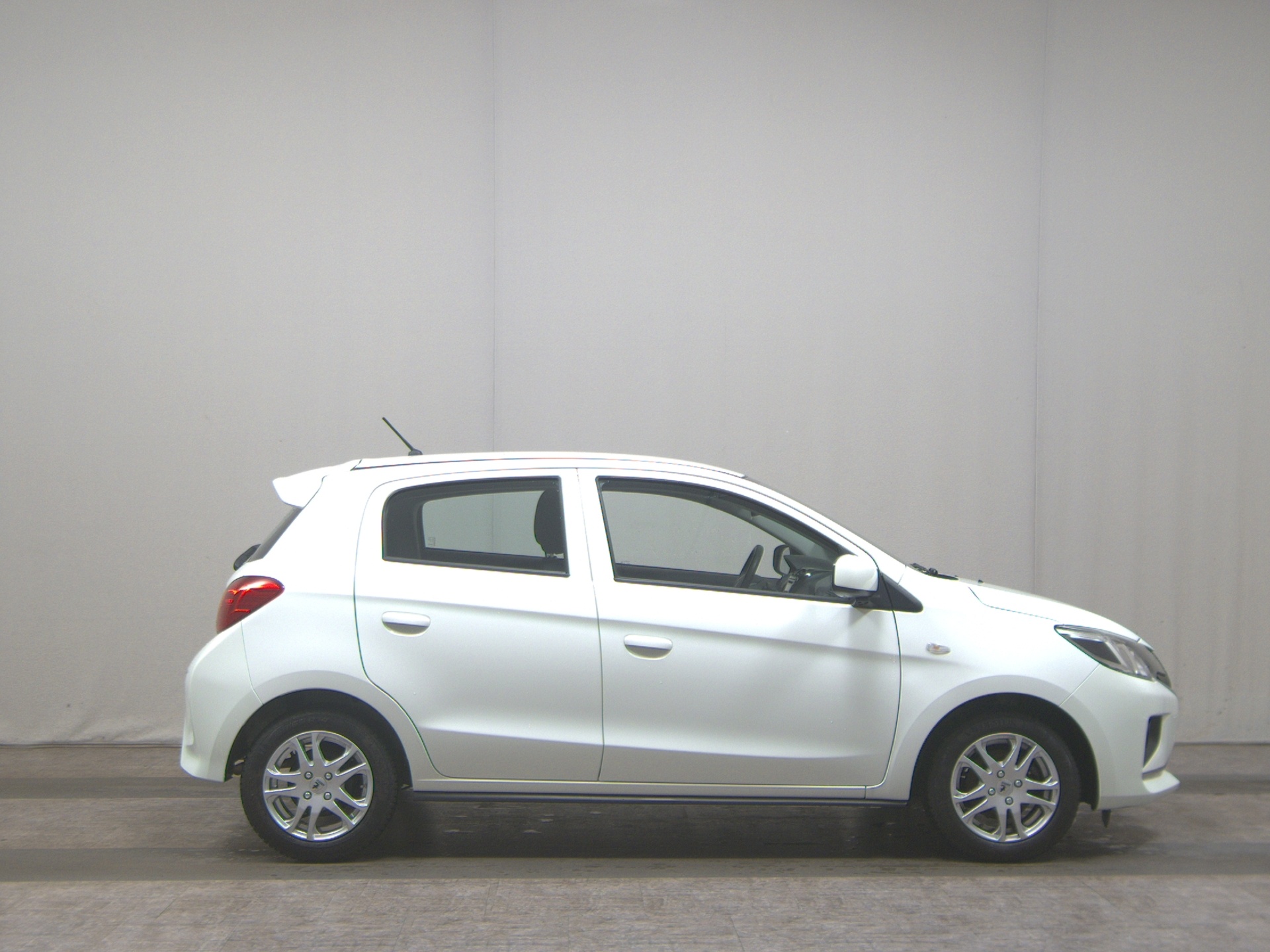 Mitsubishi Space Star 1.2 DAB FSE Bluetooth Klima