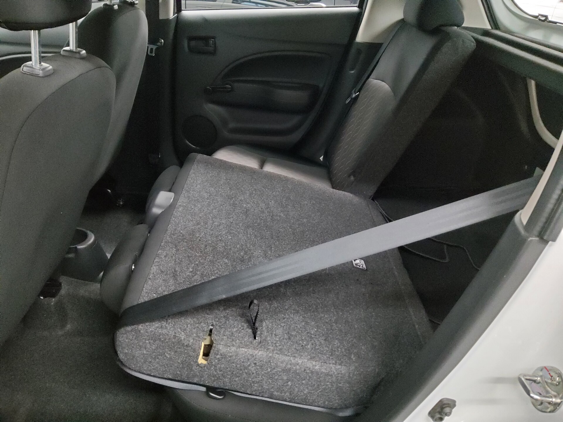 Mitsubishi Space Star 1.2 DAB FSE Bluetooth Klima 12