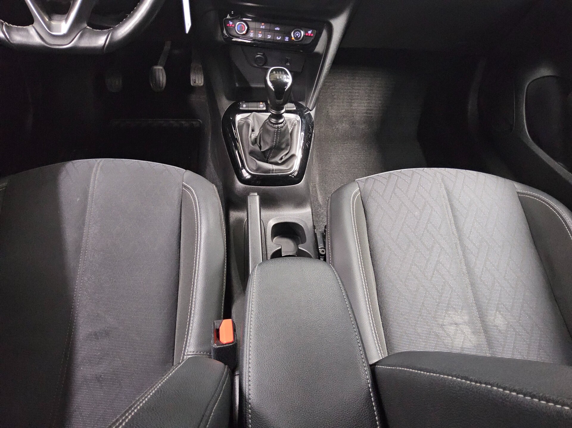 Opel Corsa 1.2 Turbo Elegance T-Leder LED RFK Tempo 6