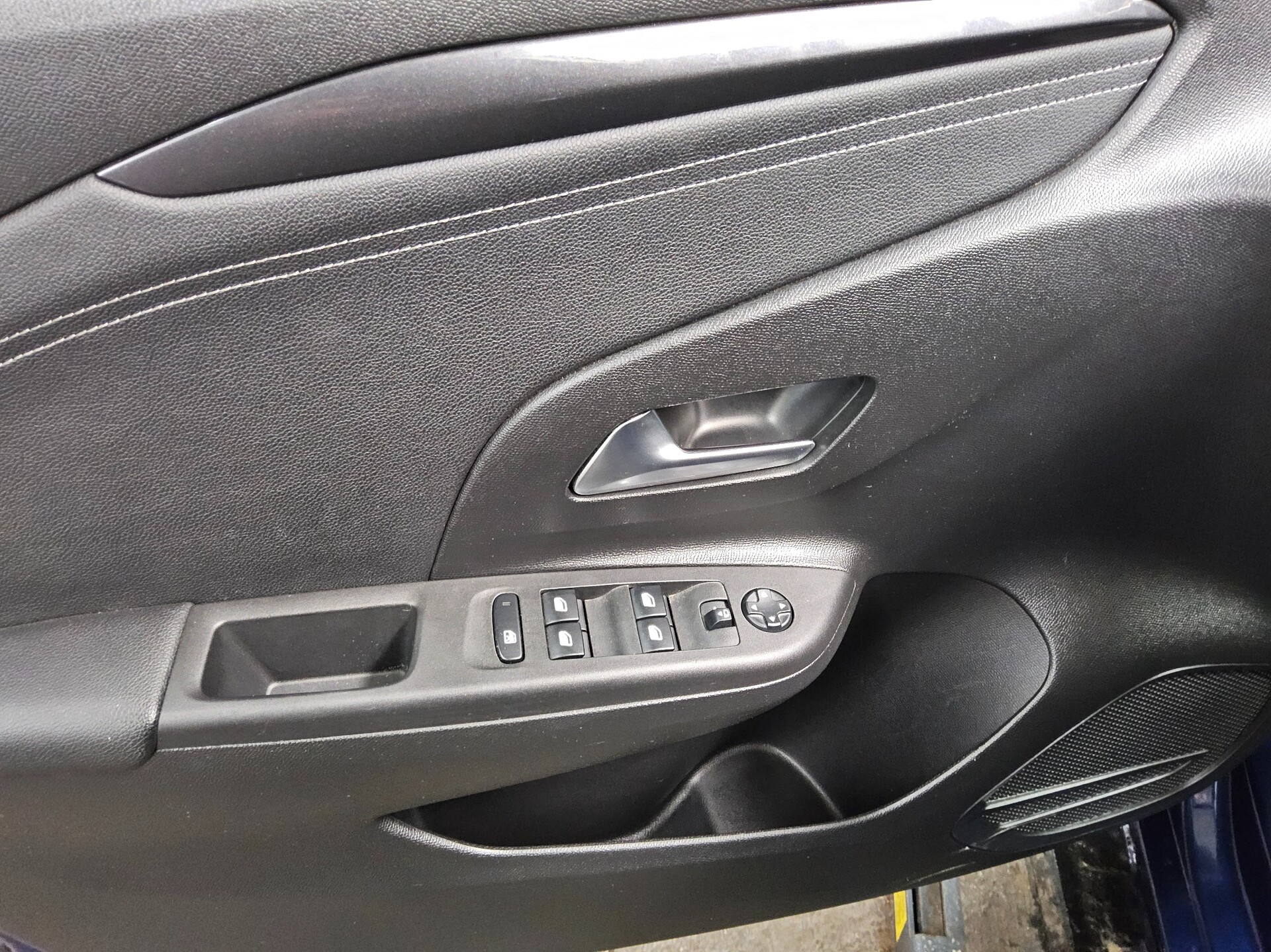 Opel Corsa 1.2 Turbo Elegance T-Leder LED RFK Tempo 10