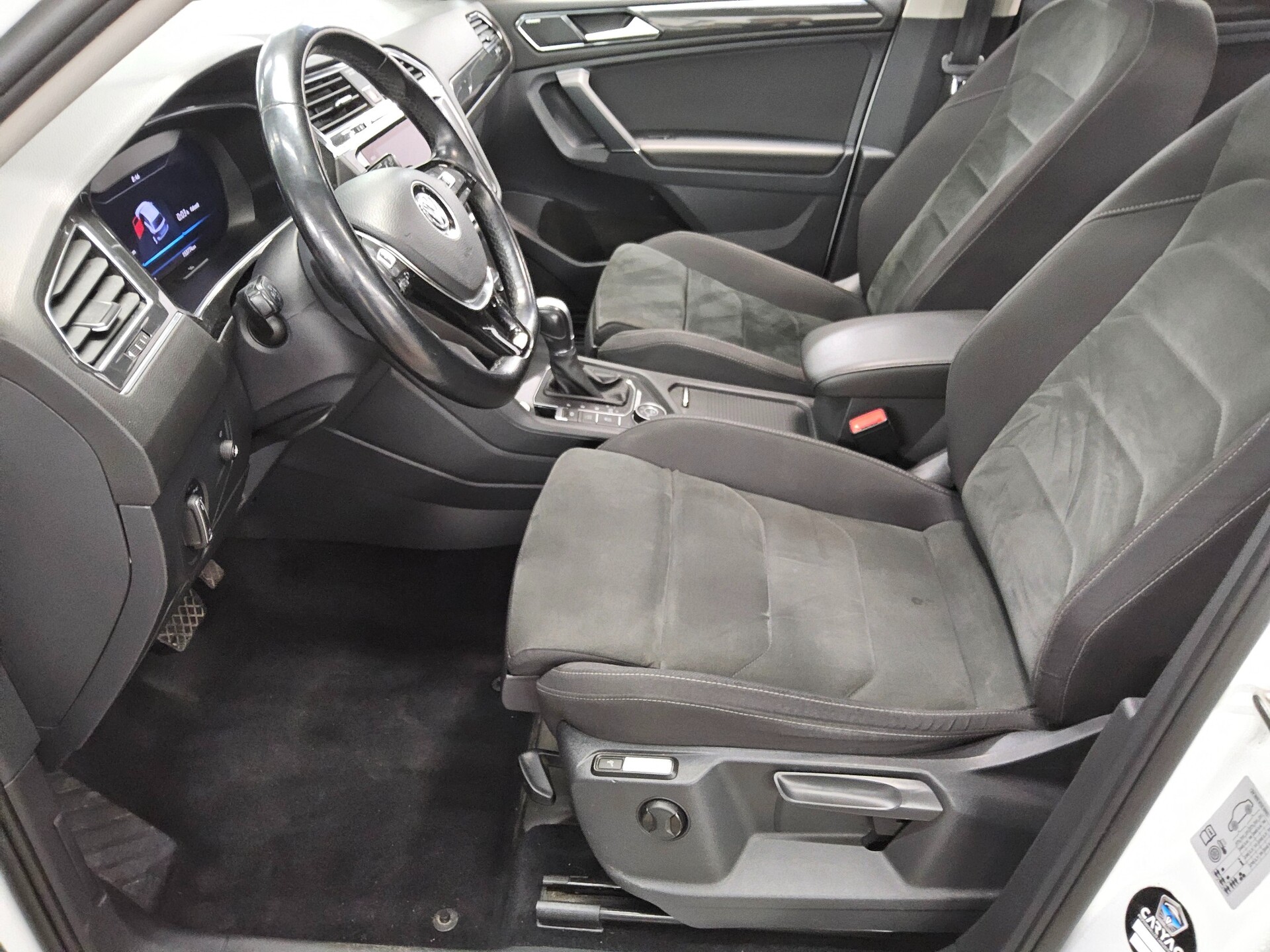 Volkswagen Tiguan Allspace 2.0 TSI 4M Highline Pano AID AHK 10