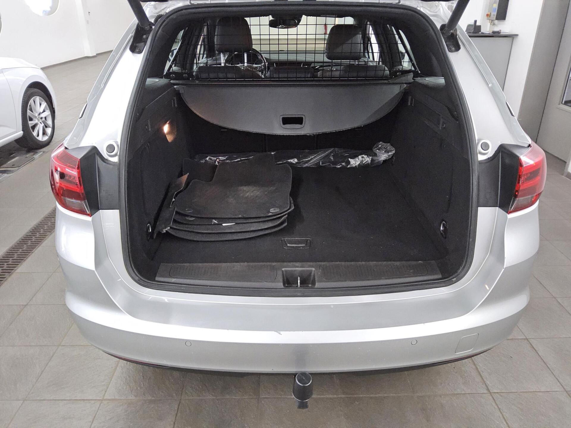 Opel Astra ST 1.5 D Elegance T-Leder Navi LED RfK AHK 11