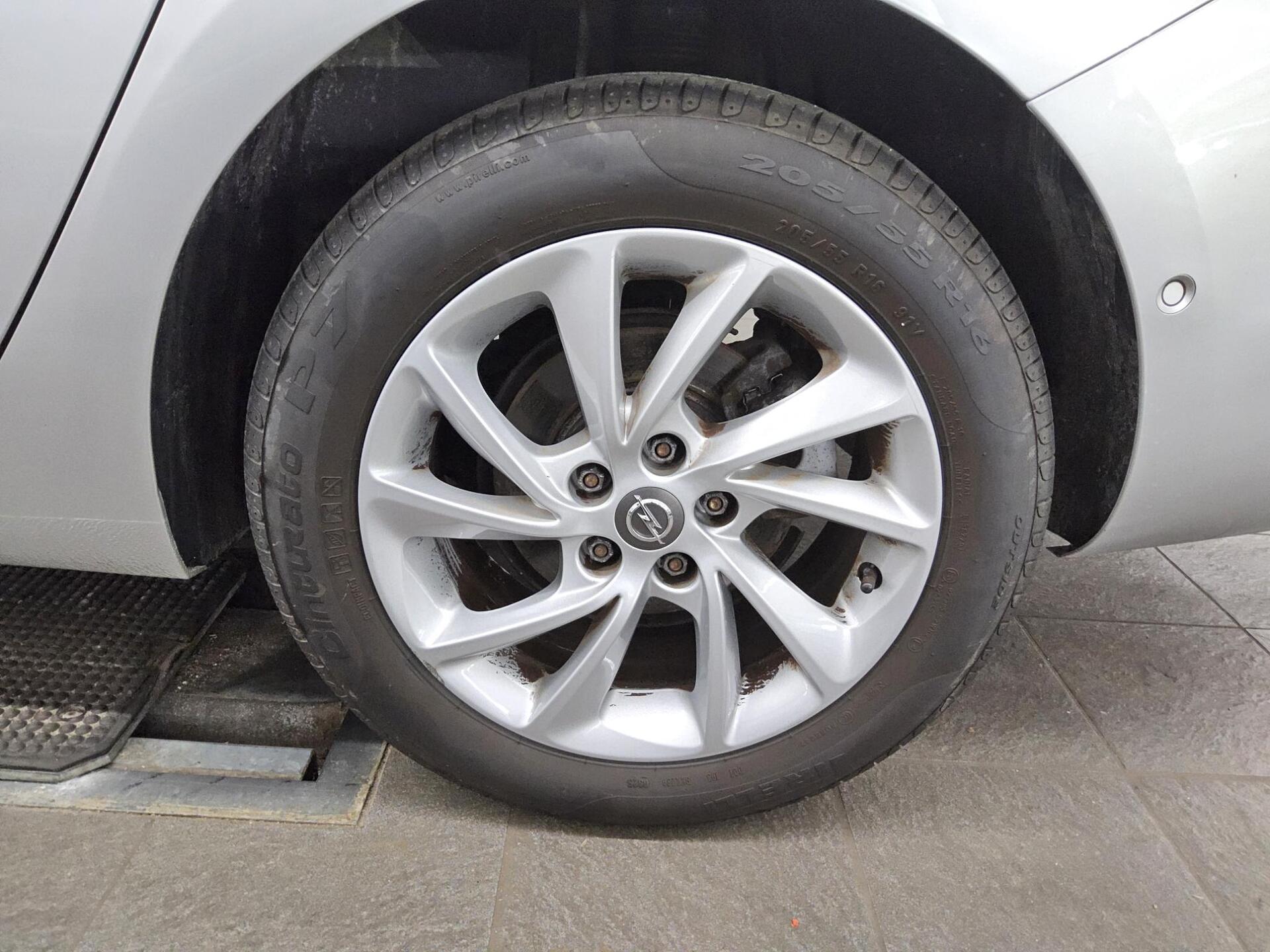 Opel Astra ST 1.5 D Elegance T-Leder Navi LED RfK AHK 10