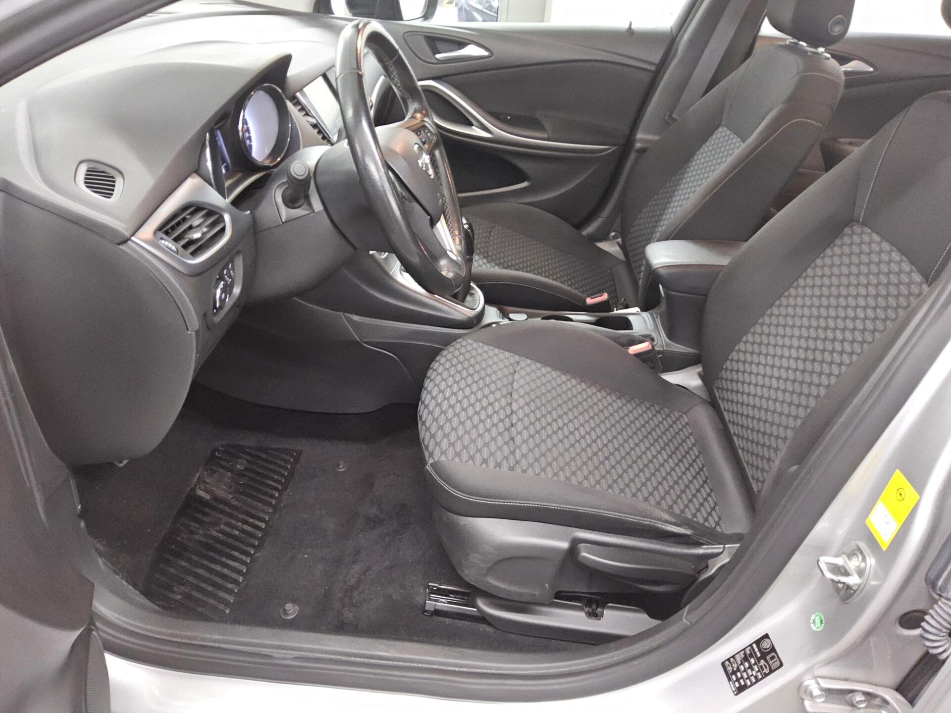 Opel Astra ST 1.5 D Edition Navi LED PDC 8