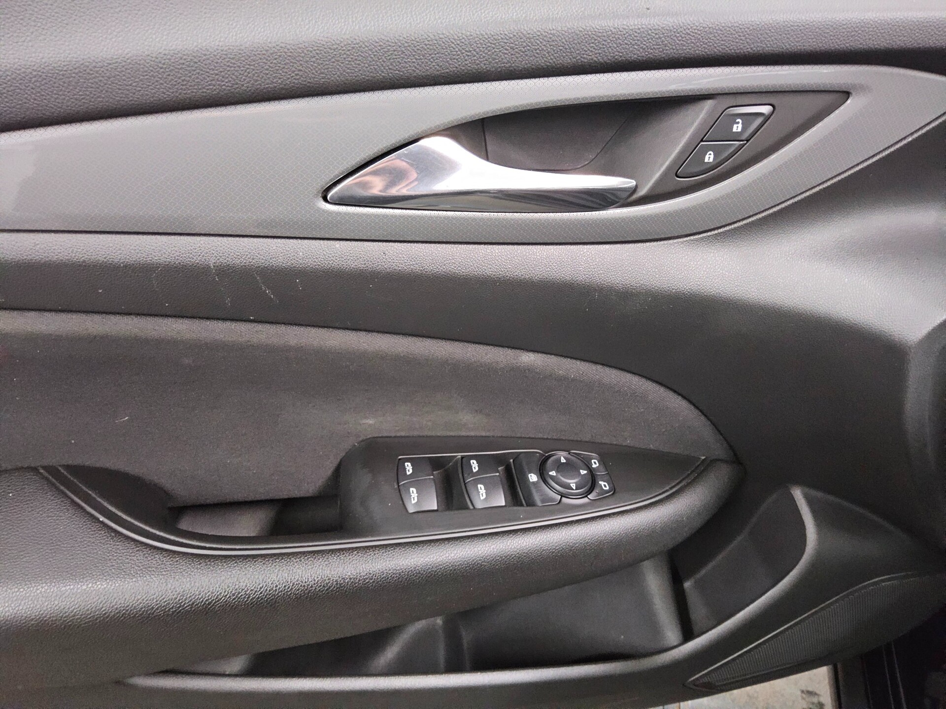 Opel Insignia GS 2.0 D Business Ed. Navi PDC AHK 9