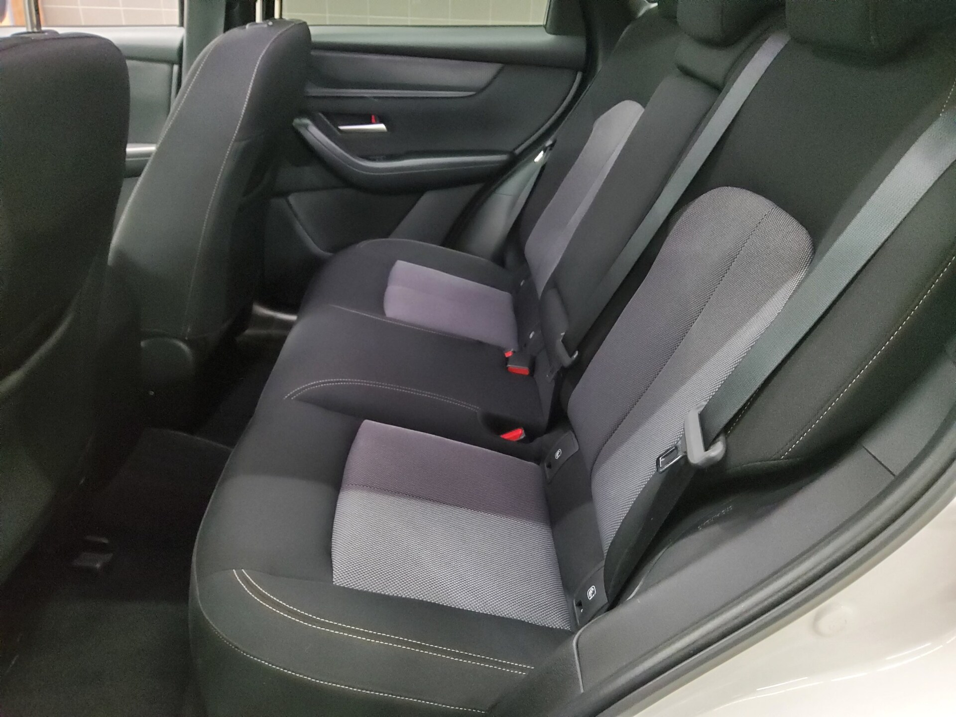 Mazda CX-60 e-Skyactiv Prime Navi DC LED AHK DAB+ 13