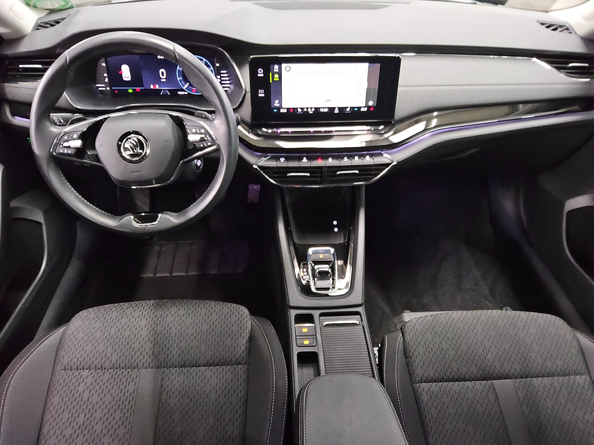 Skoda Octavia Kombi 1.5 TSI Style Navi LED RfK AHK ACC 5