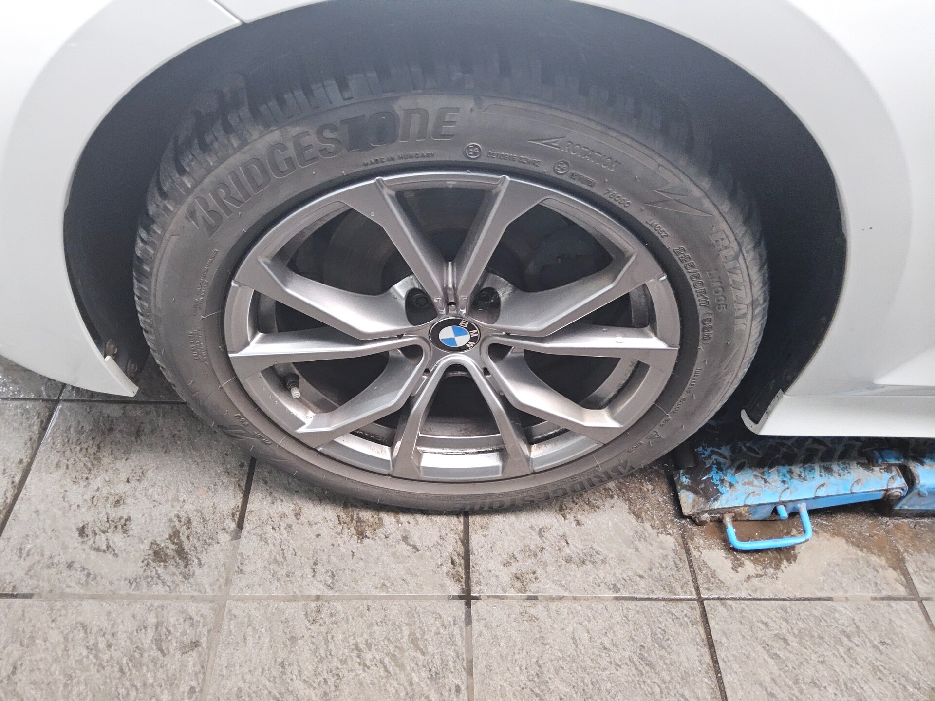 BMW 320dA Touring Advantage Navi LC+ LED DAB PDC 10