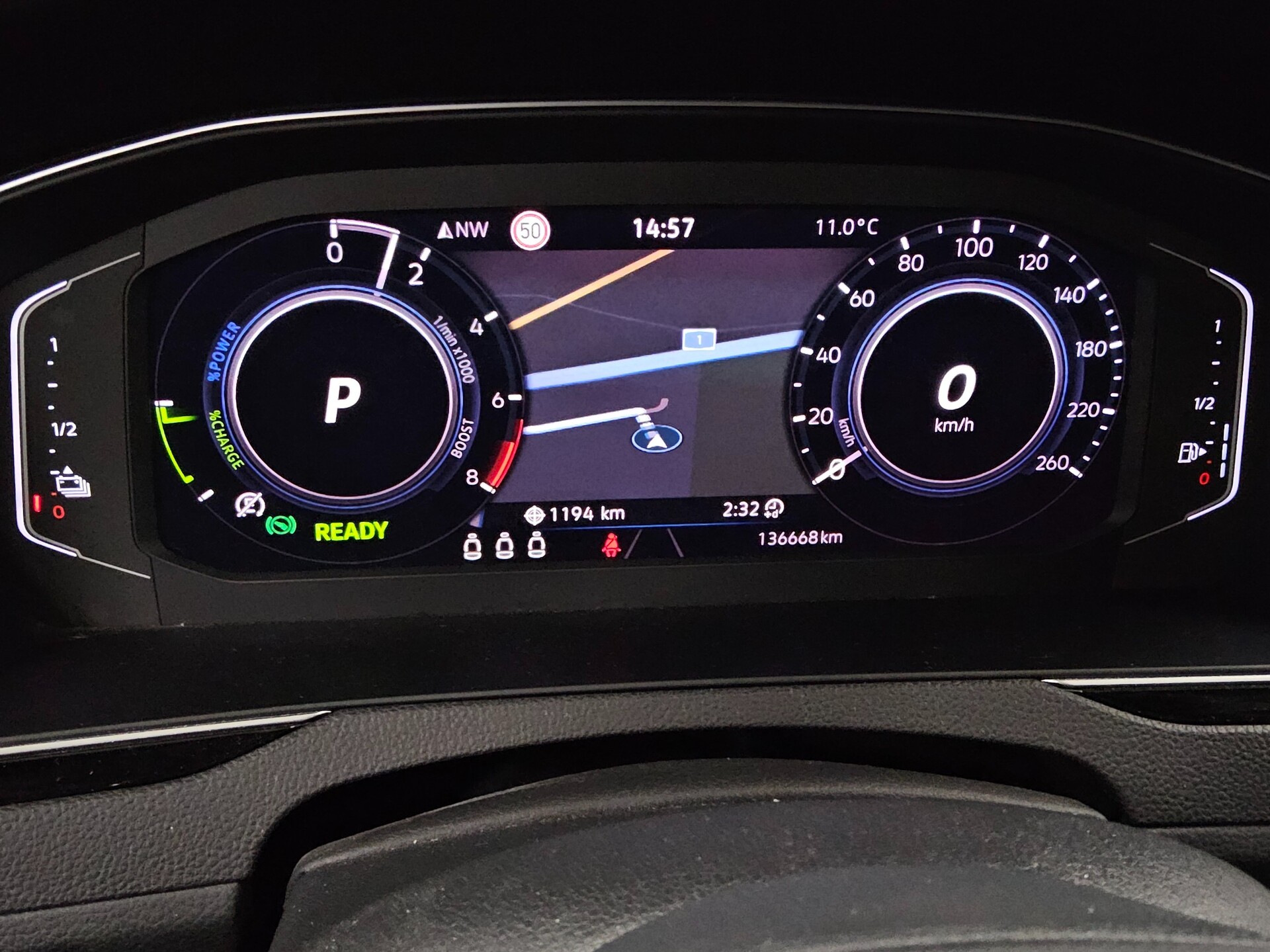 Volkswagen Passat Var. GTE 1.4 TSI Navi LED DC RfK AHK ACC 8