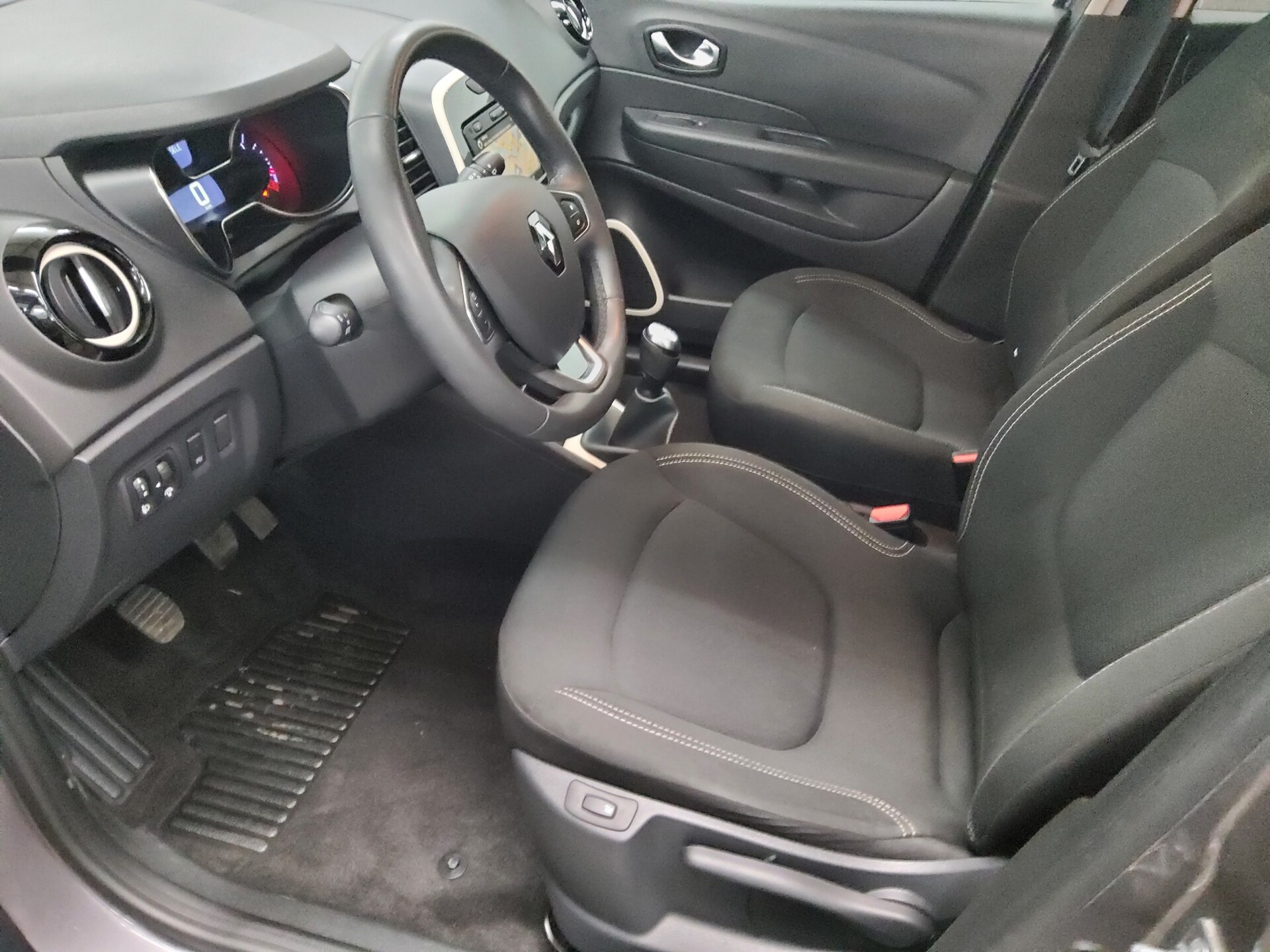 Renault Captur 0.9 TCe Navi PDC Shz Klima Tempomat 8