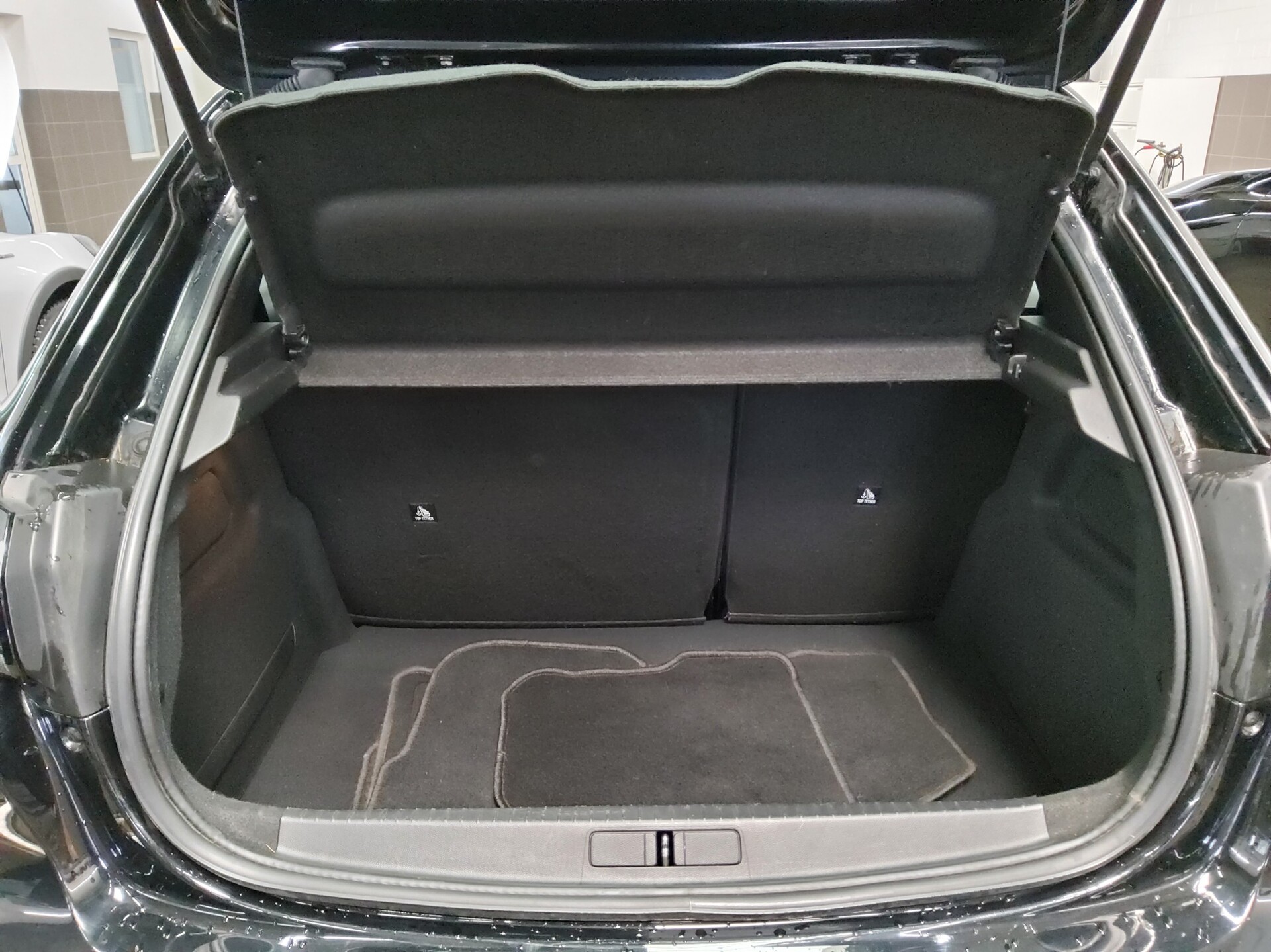 Peugeot 208 1.5 BlueHDI Active LED PDC Klima 11