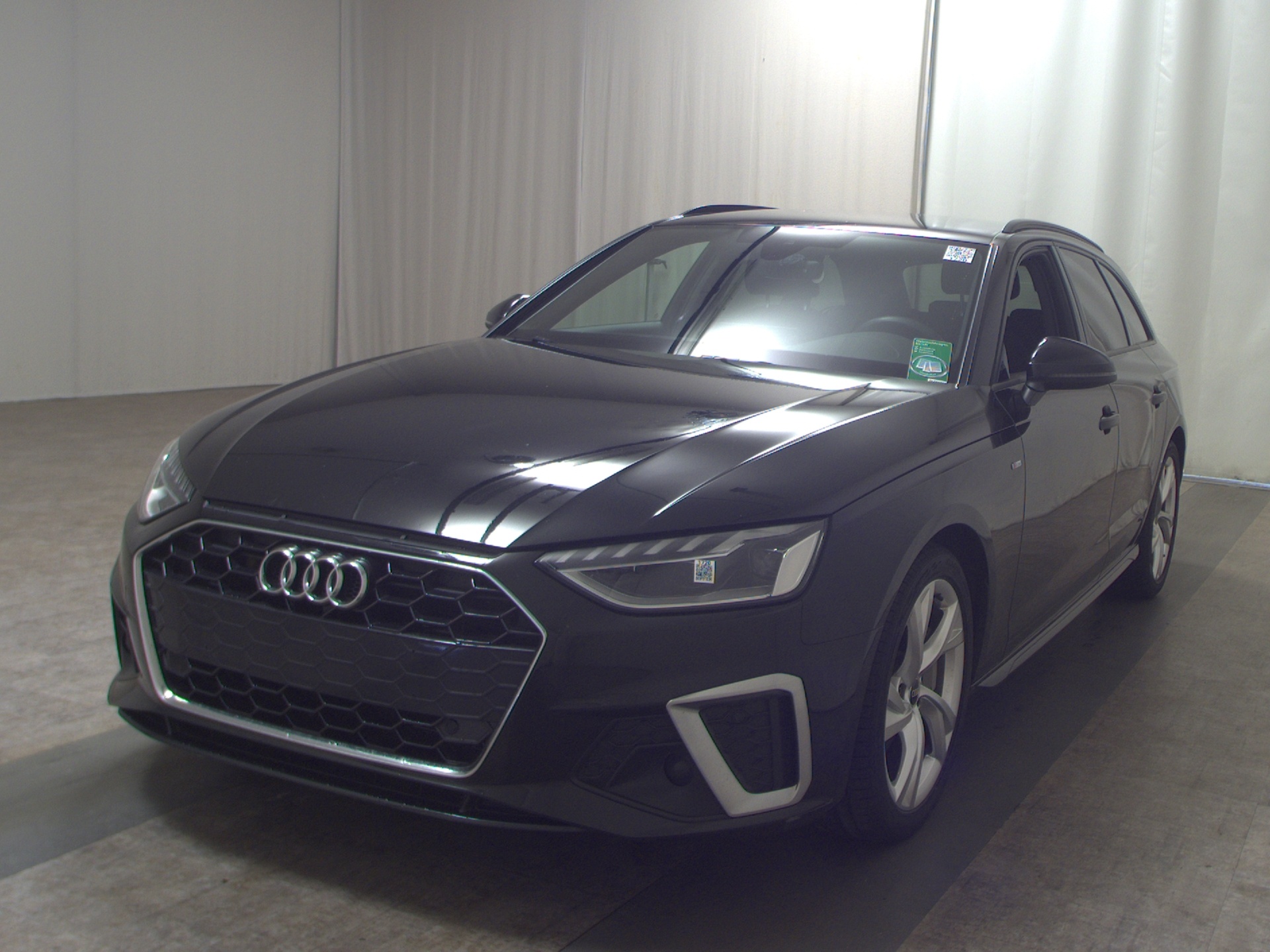 Audi A4 Avant 40 TDI S-Line Navi LED RfK Shz Sound 2