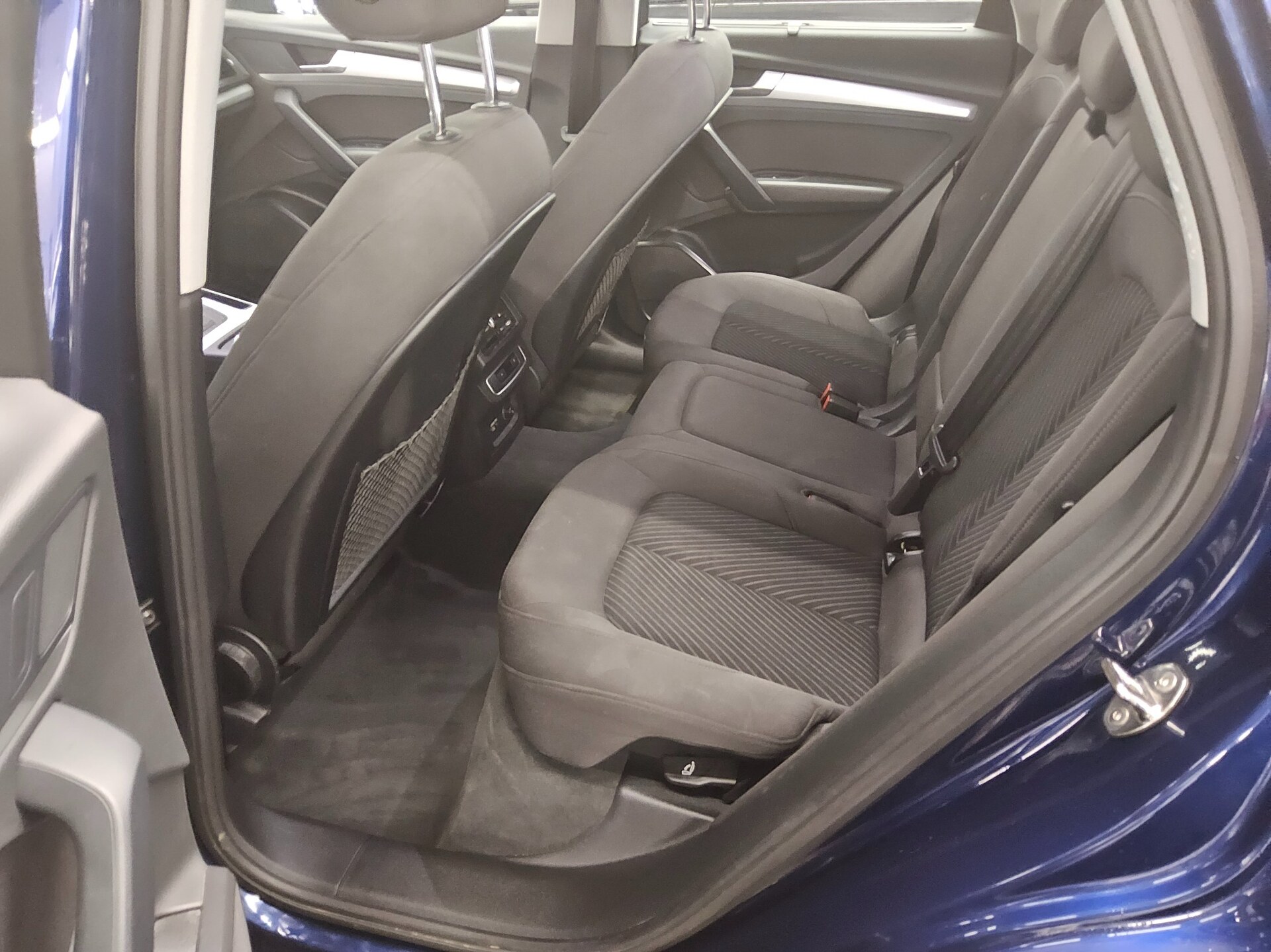 Audi Q5 50 TFSI e Qu. Navi virtual LED PDC Shz 13