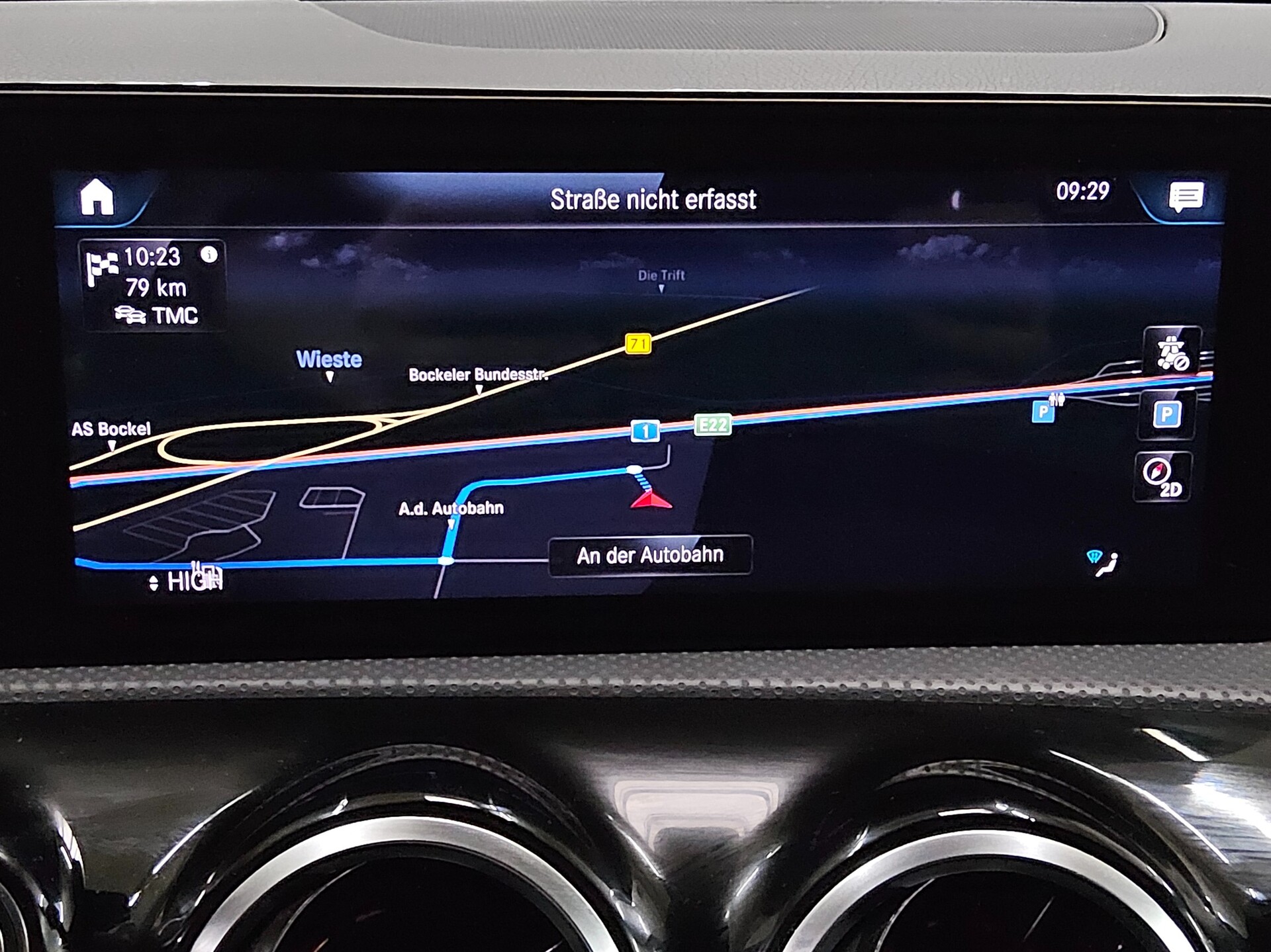 Mercedes-Benz A 35 AMG 4M Navi LED MBUX-AR AHK RFK 7