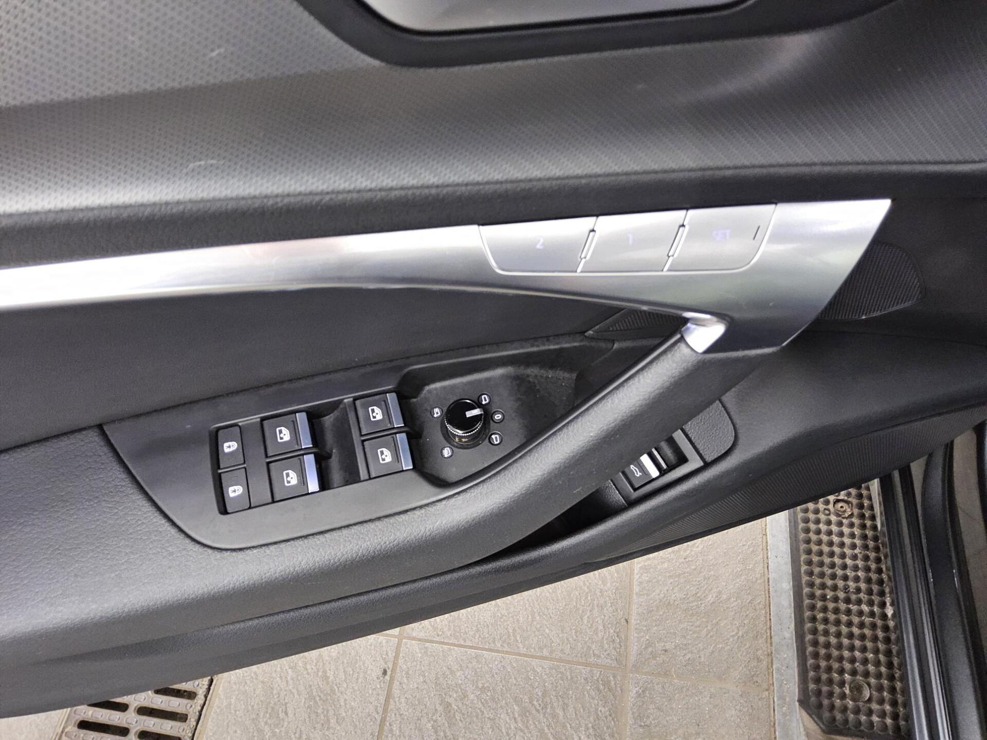 Audi A6 Avant 40 TDI S-Line Ext. Leder Navi Pano LED 9