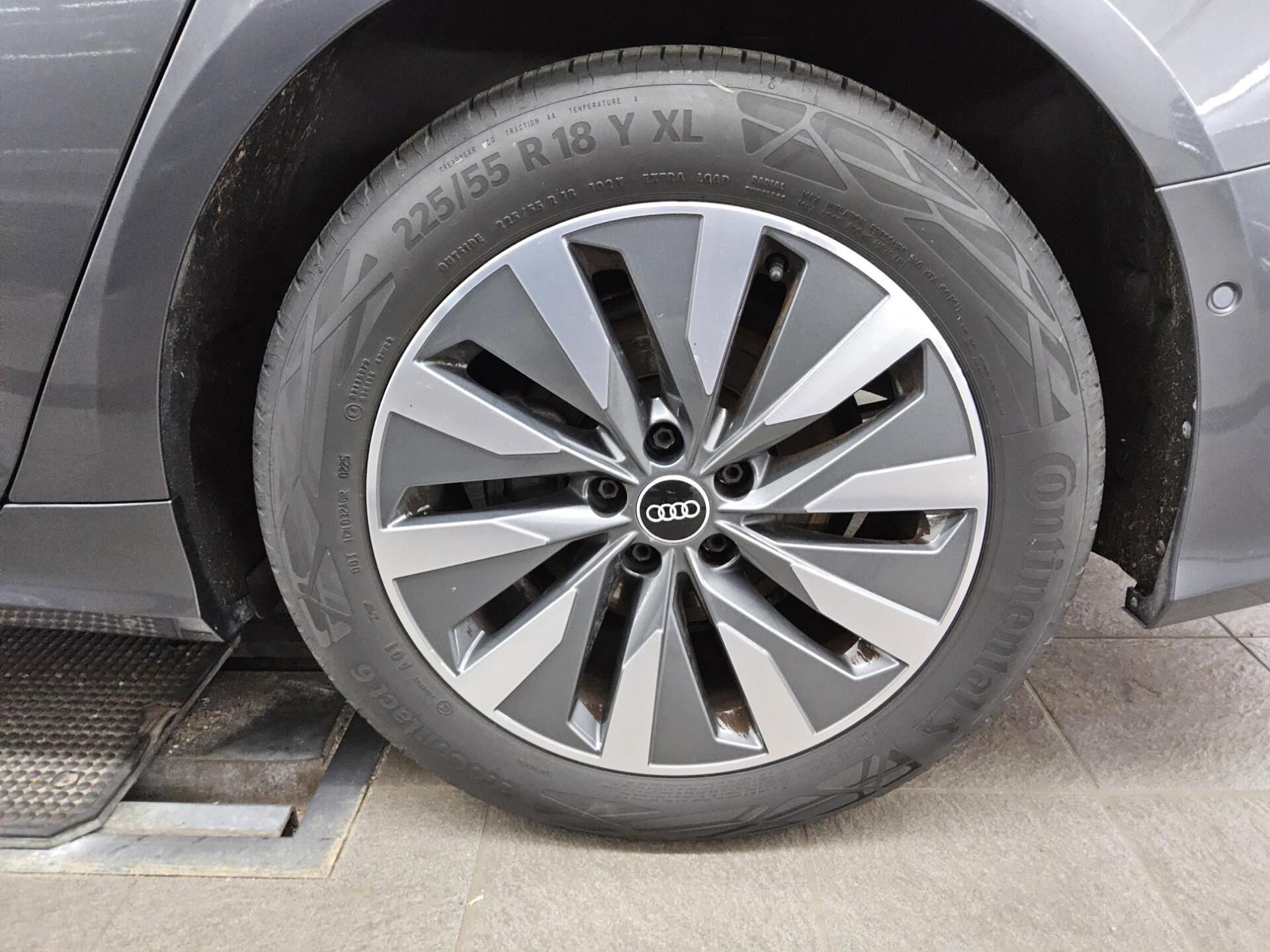 Audi A6 Avant 40 TDI S-Line Ext. Leder Navi Pano LED 10