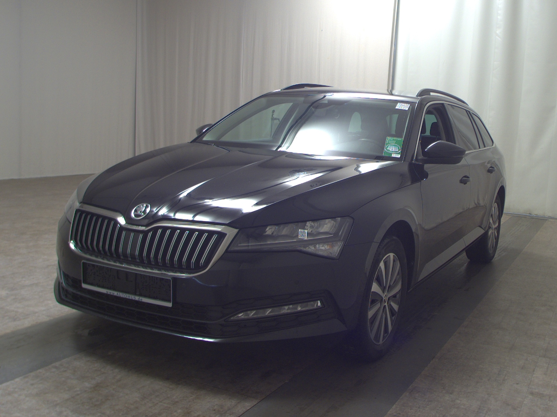Skoda Superb Kombi 2.0 TDI Ambition Navi LED vc StHzg 2