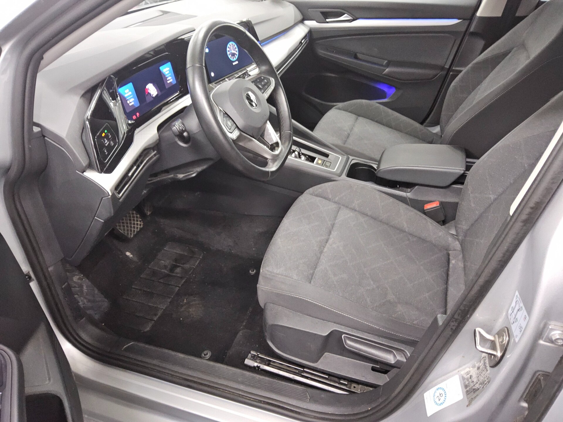 Volkswagen Golf-8 Var. 2.0 TDI Life Navi LED DC AHK RfK ACC 9