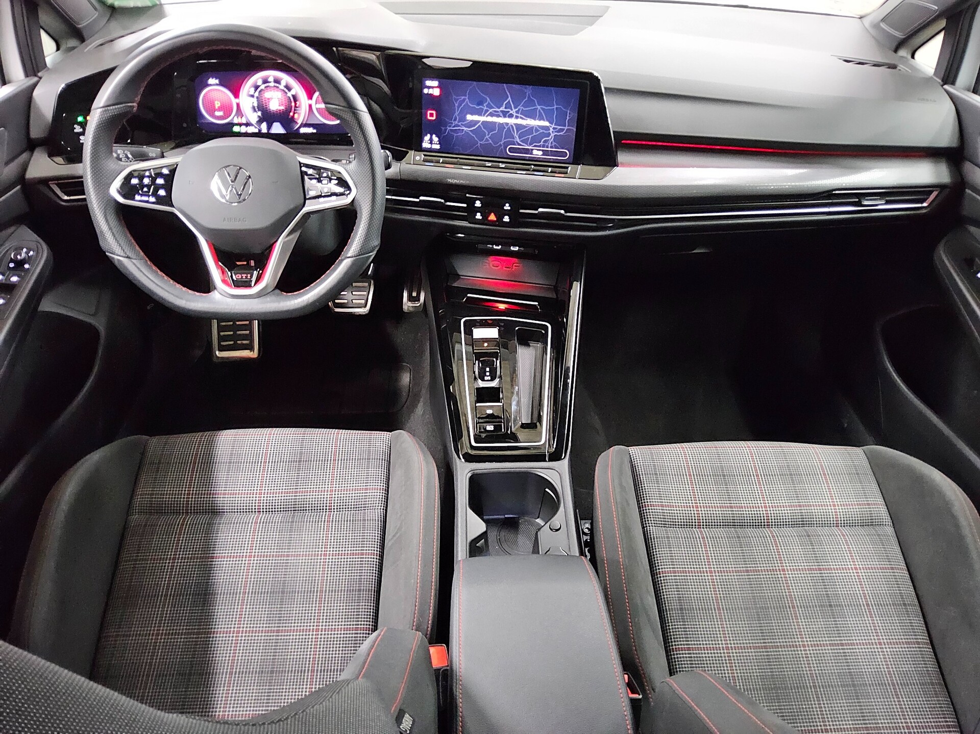 Volkswagen Golf-8 2.0 TSI GTI LED ACC DC Shz 5