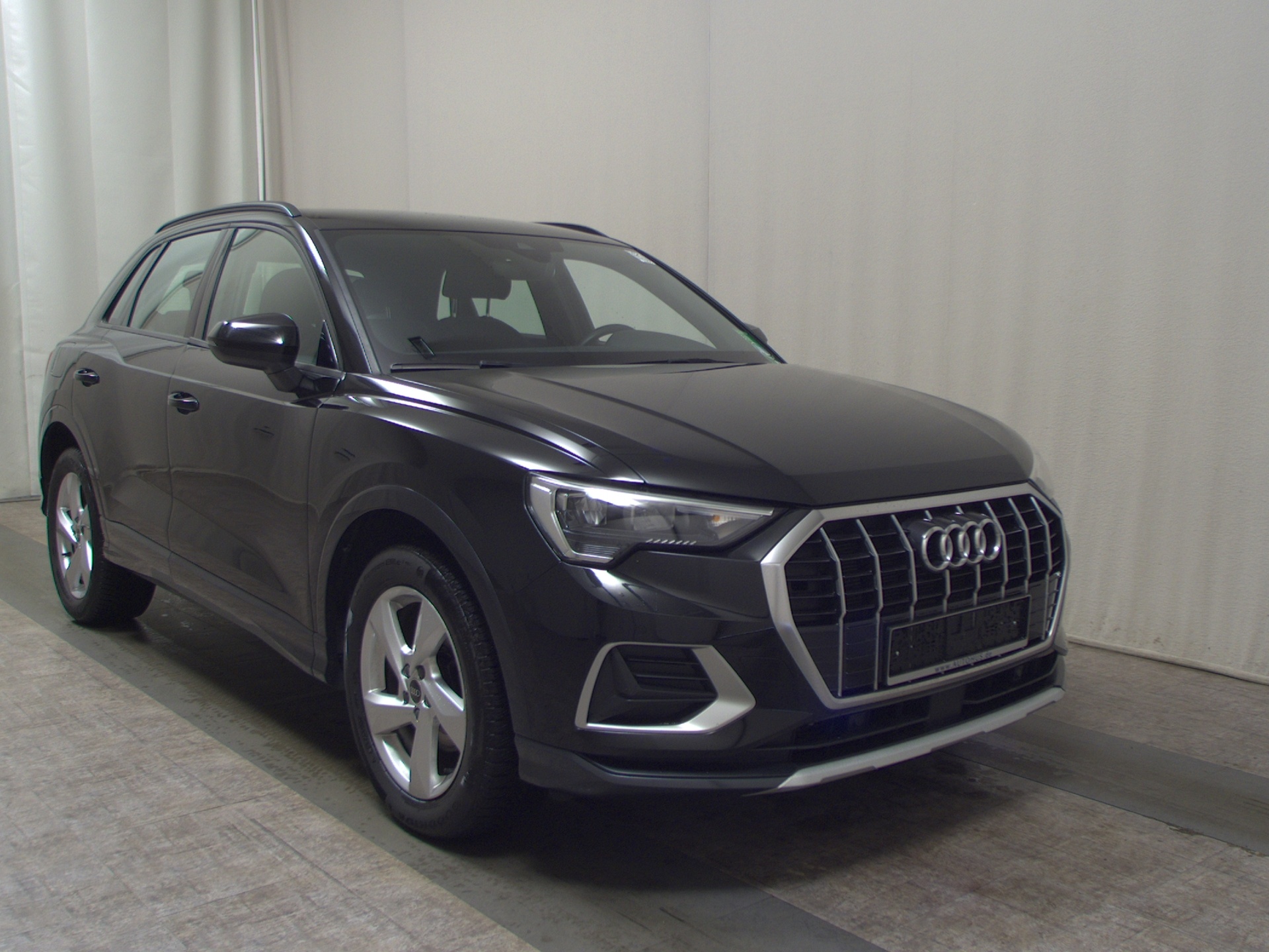 Audi Q3 35 TDI advanced Leder Navi+ LED VC Kamera 3