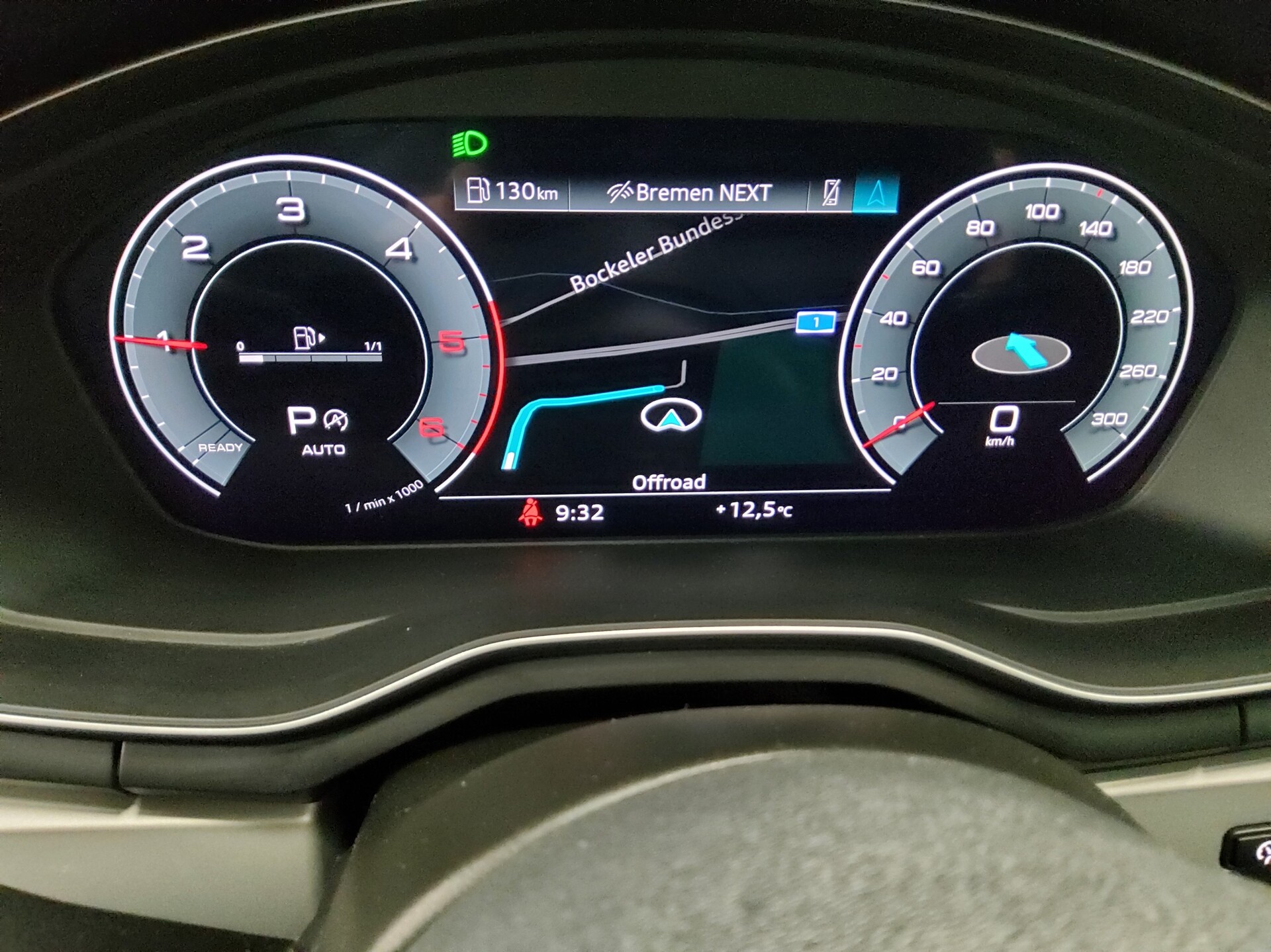 Audi A4 40 TDI Qu. S-Line Navi LED virtual Sound RFK 8