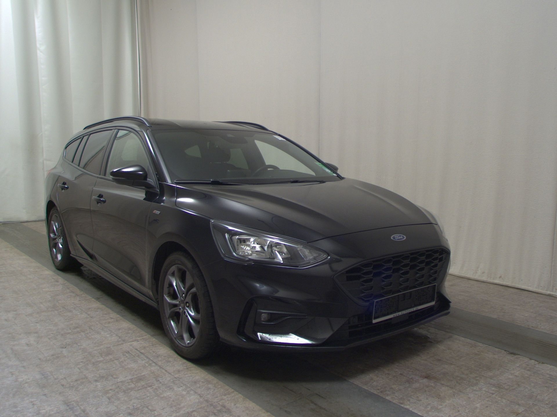 Ford Focus Turnier 1.5 EB ST-Line Navi LED AHK RFK 3