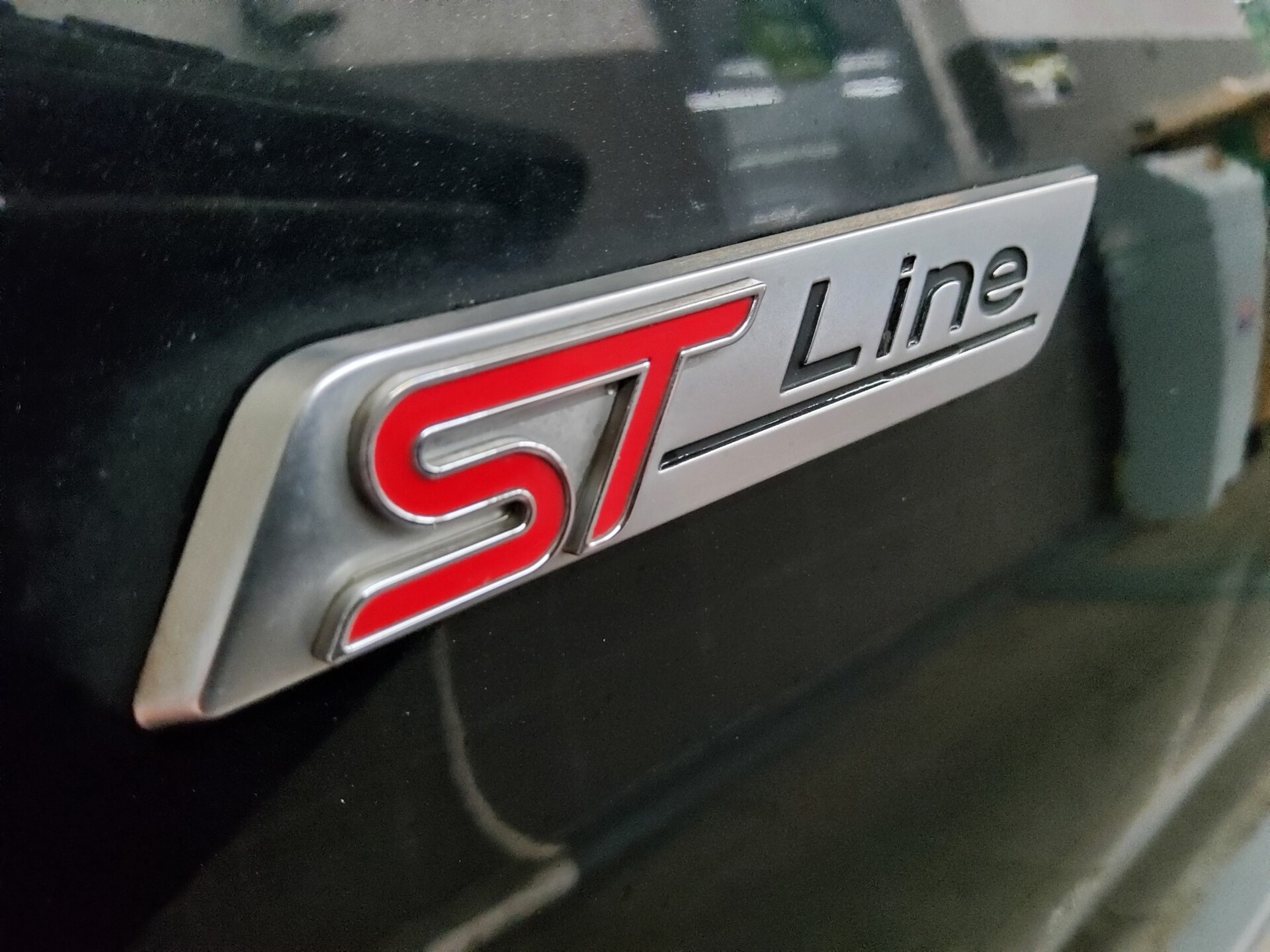 Ford Focus Turnier 1.5 EB ST-Line Navi LED AHK RFK 11