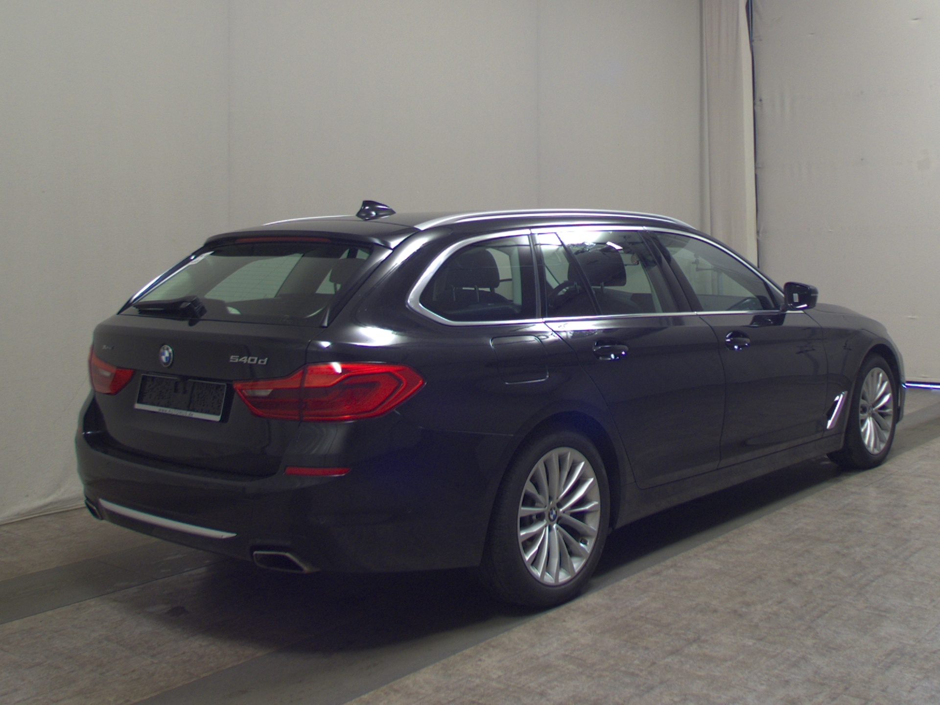 BMW 540d Touring xDr Luxury-Line Leder Pano LED+ HuD 4