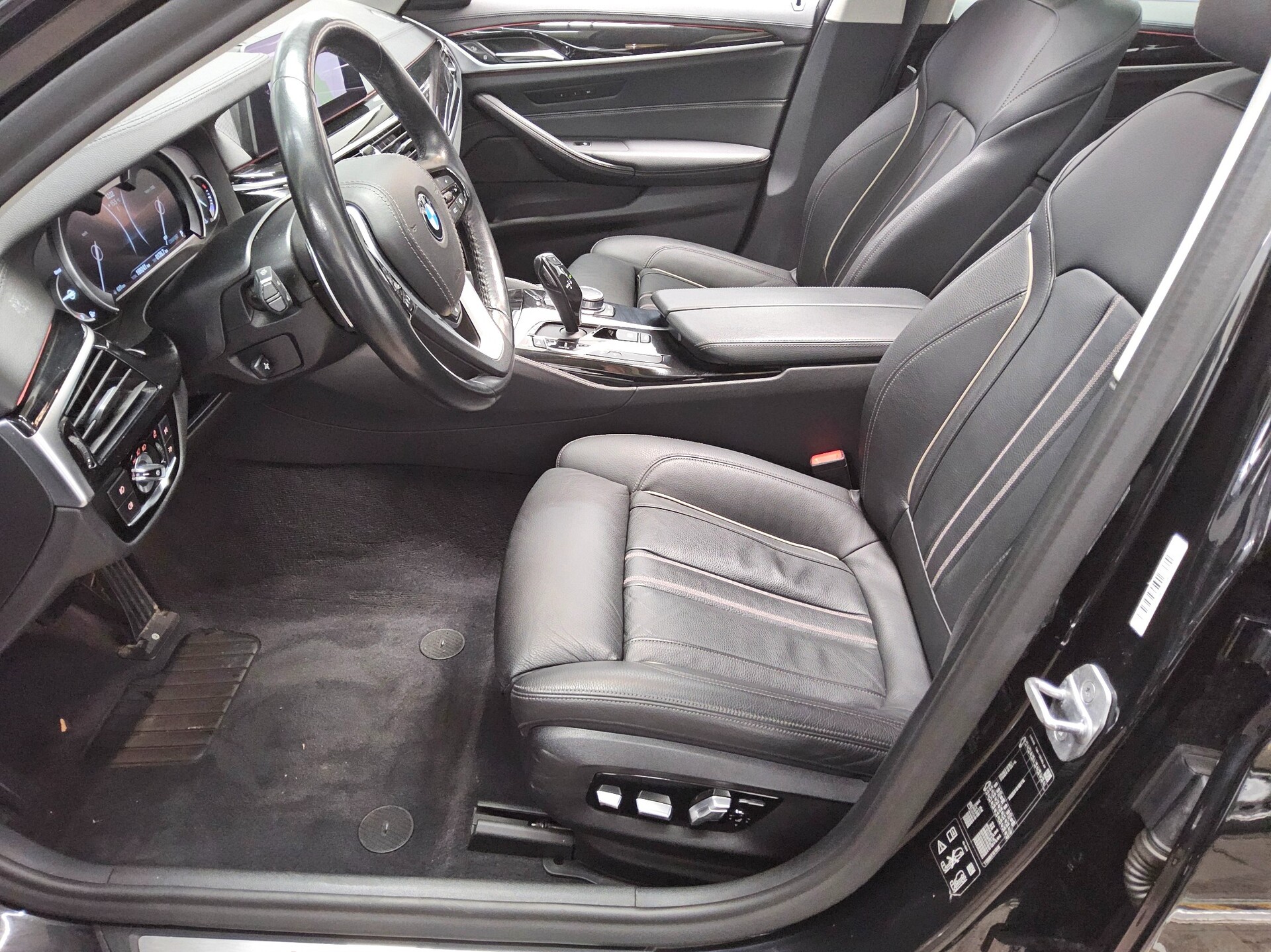 BMW 540d Touring xDr Luxury-Line Leder Pano LED+ HuD 8