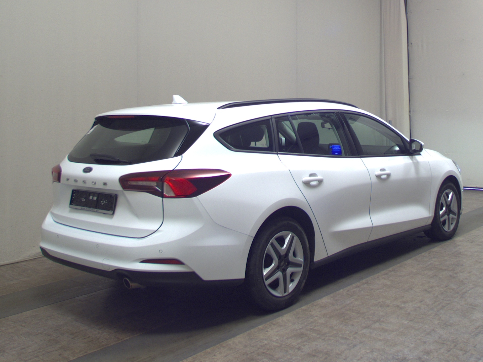 Ford Focus Turnier 1.5 EB Cool&Connect Navi LED PDC 4