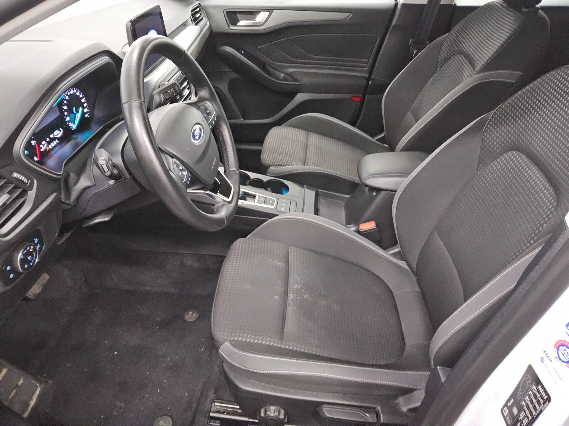 Ford Focus Turnier 1.5 EB Cool&Connect Navi LED PDC 8