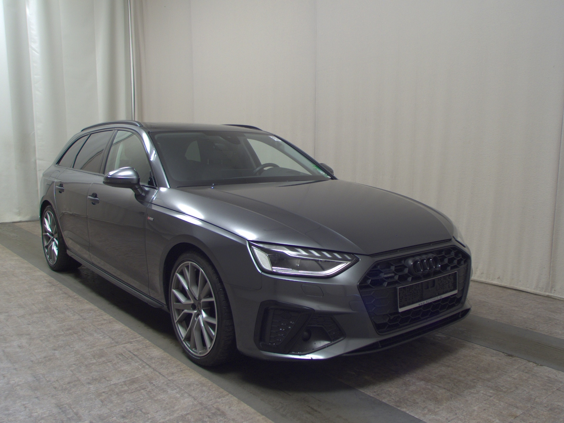 Audi A4 Avant 40 TDI Qu. S-Line Navi LED VC+ Pano HuD 3