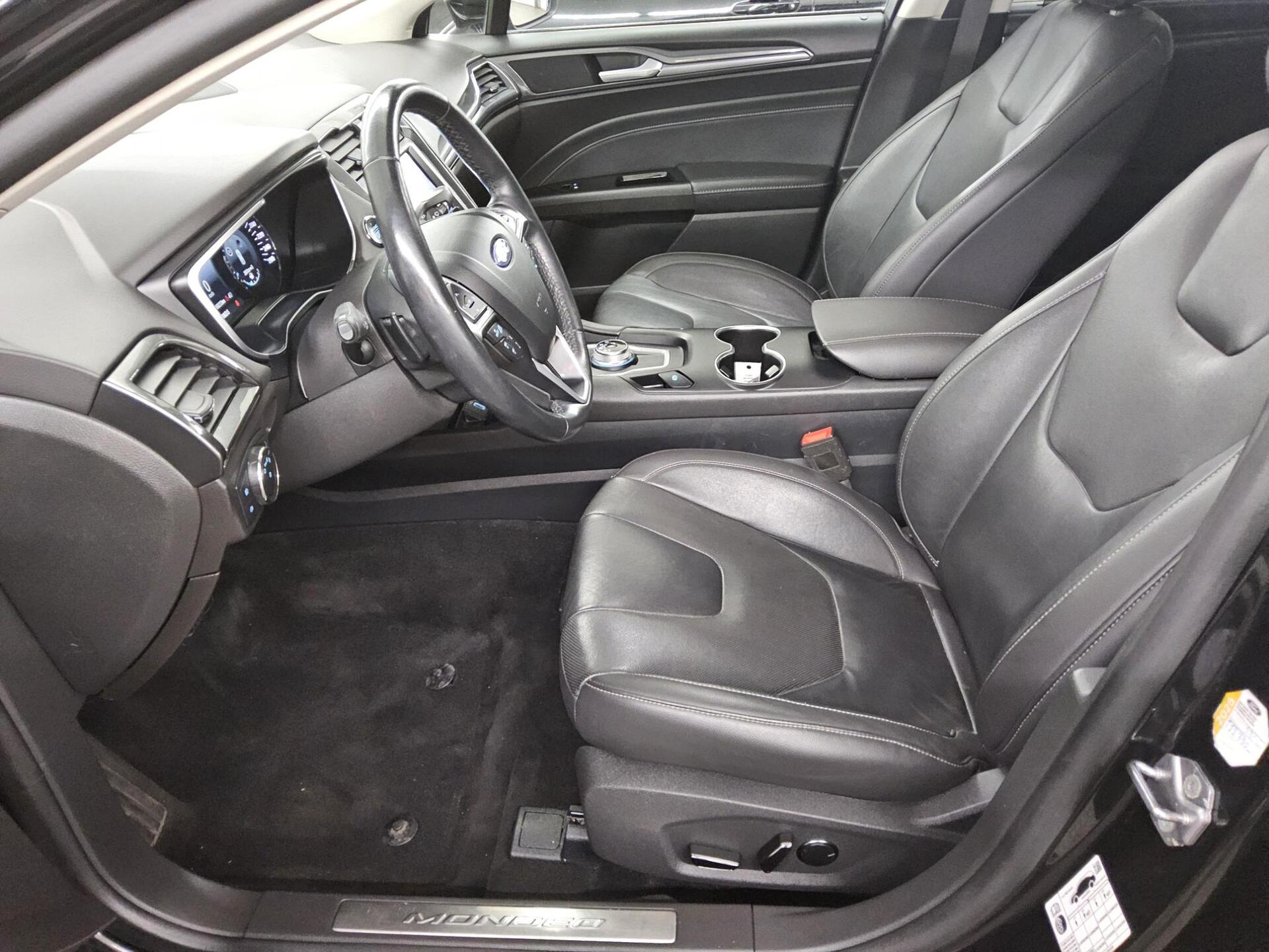 Ford Mondeo Turnier 2.0 EB Titanium Navi LED Pano 8