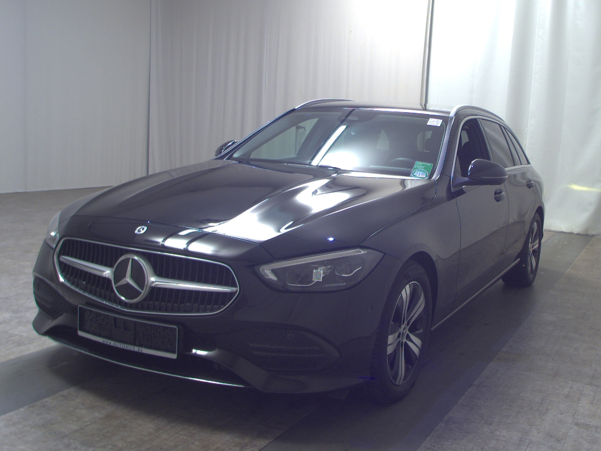 Mercedes-Benz C 200 T d Avantgarde Navi LED MBUX RfK Sound 2
