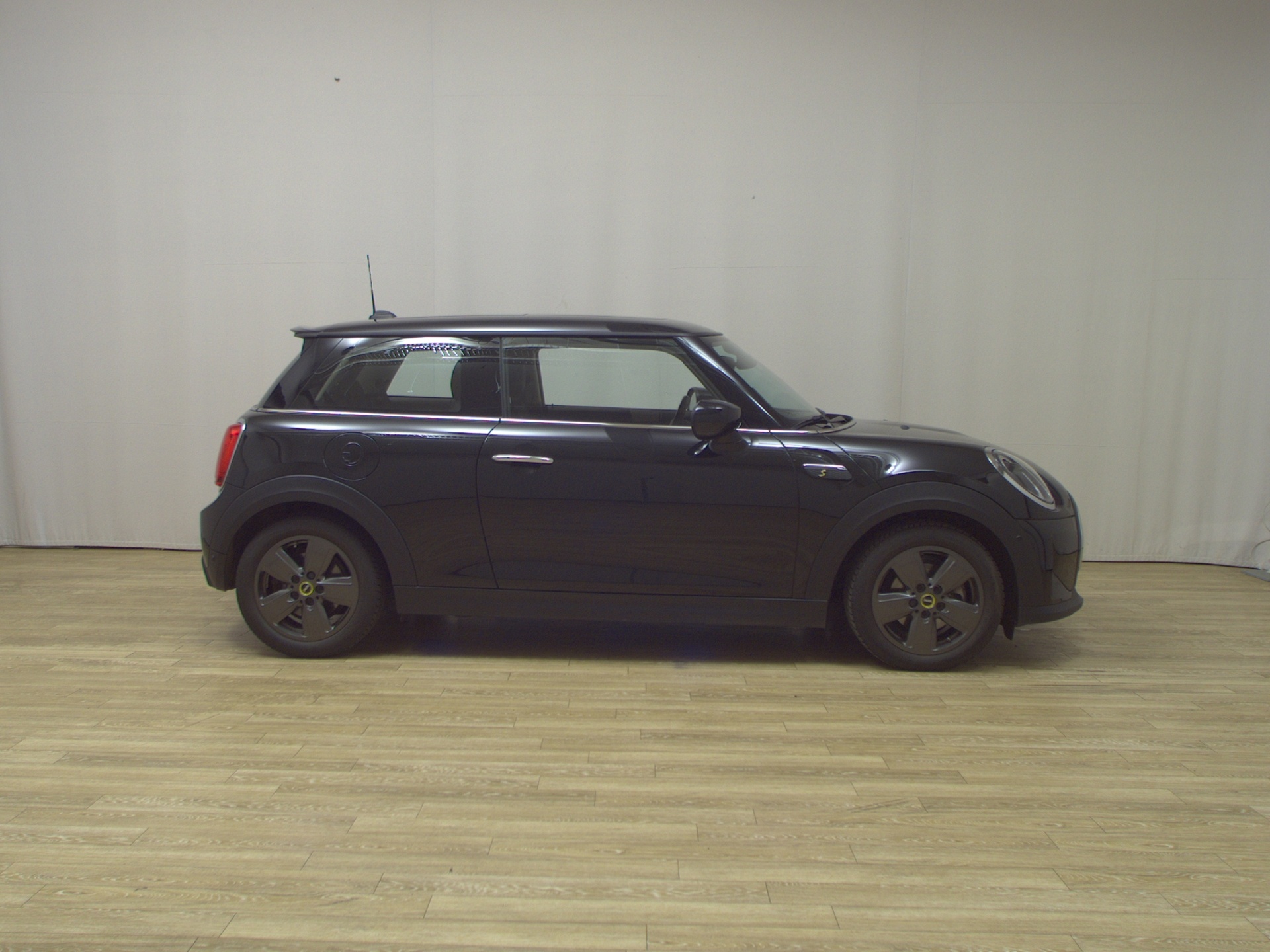 MINI Cooper SE Essential Trim Navi LED Pano HiFi HuD