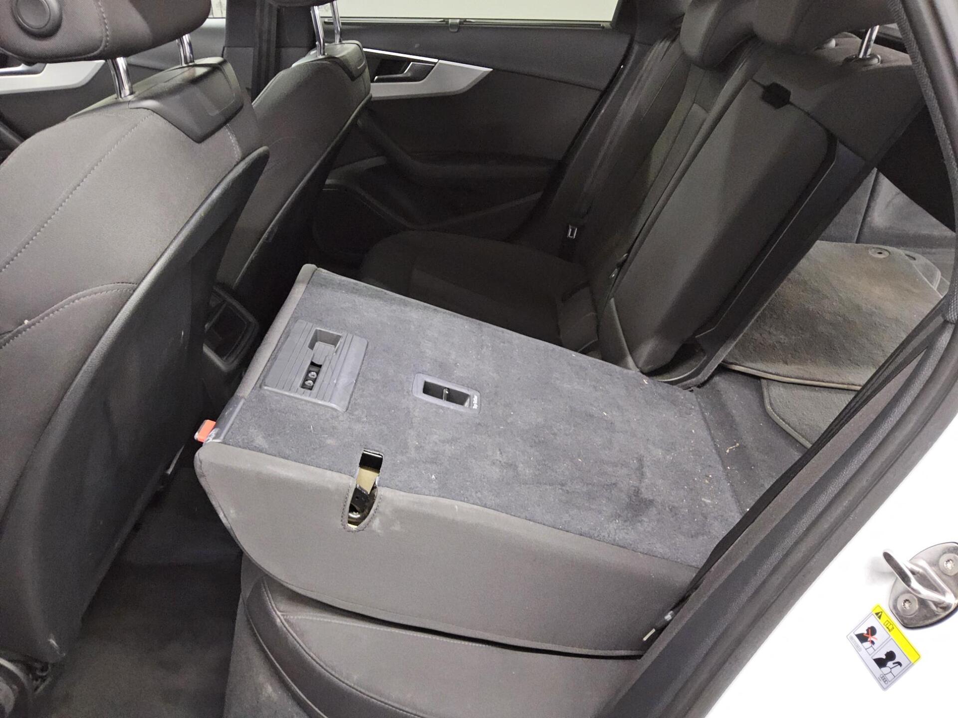 Audi A4 Avant 40 TDI Navi LED vc+ AHK Rückfahrkamera 13