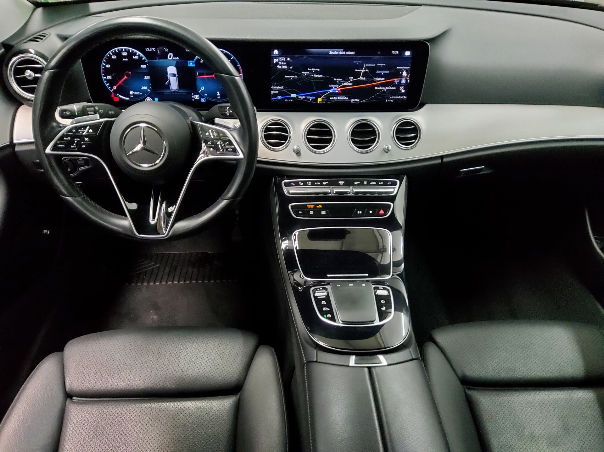 Mercedes-Benz E 220 T d Avantgarde Navi LED MBUX-AR StandHzg 5