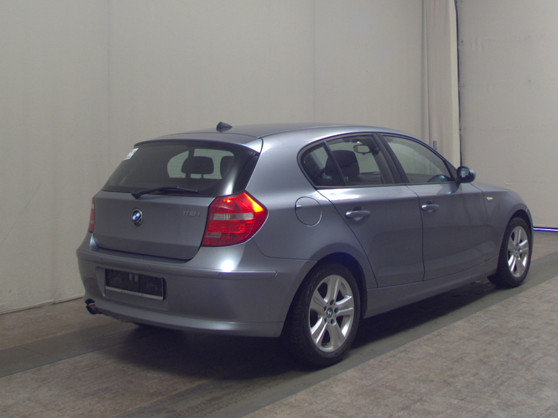BMW 118i PDC Shz Tempomat HU 06/27 CD 4