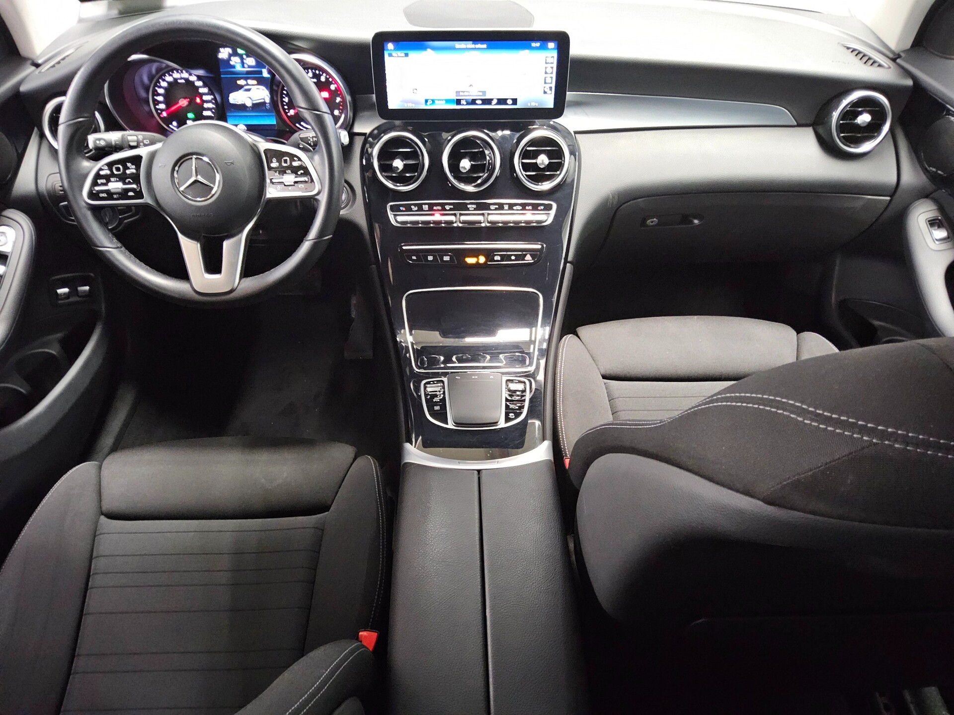 Mercedes-Benz GLC 300 e 4M Navi LED Distr.+ RFK AHK 5