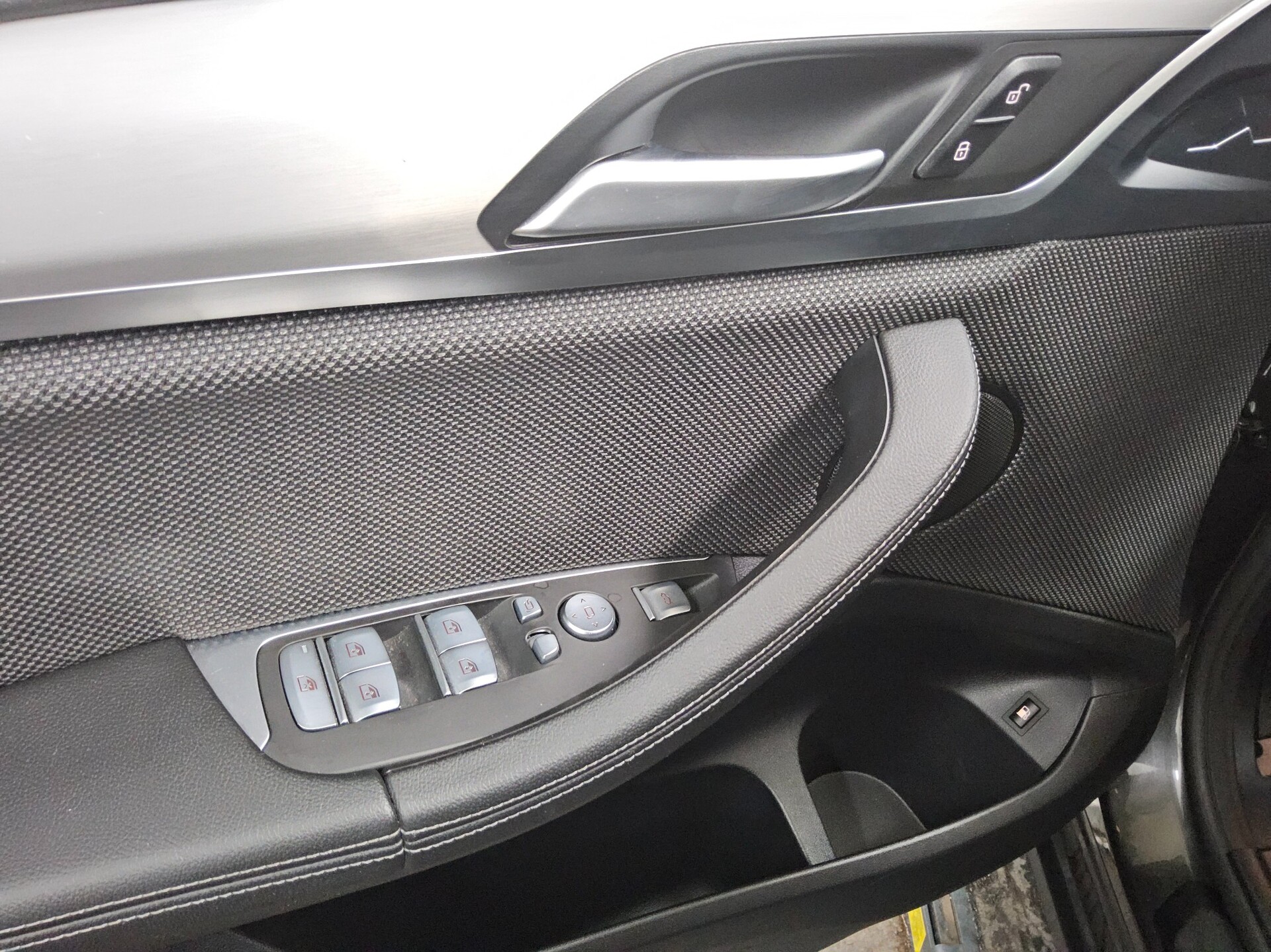 BMW X3 xDrive30e Advantage Navi LED+ LC-Pro HiFi DA 10