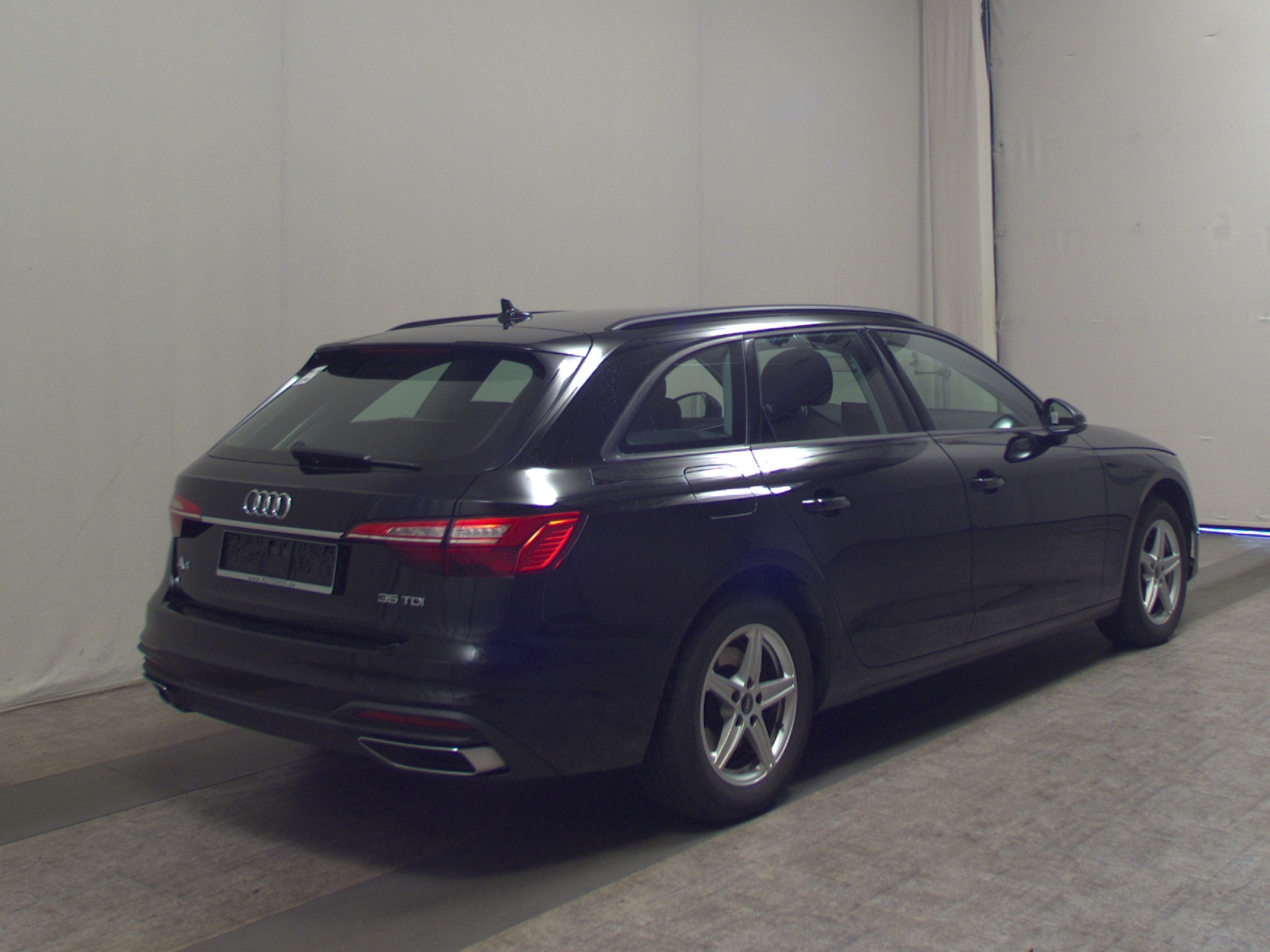 Audi A4 Avant 35 TDI Navi LED Tempomat 4