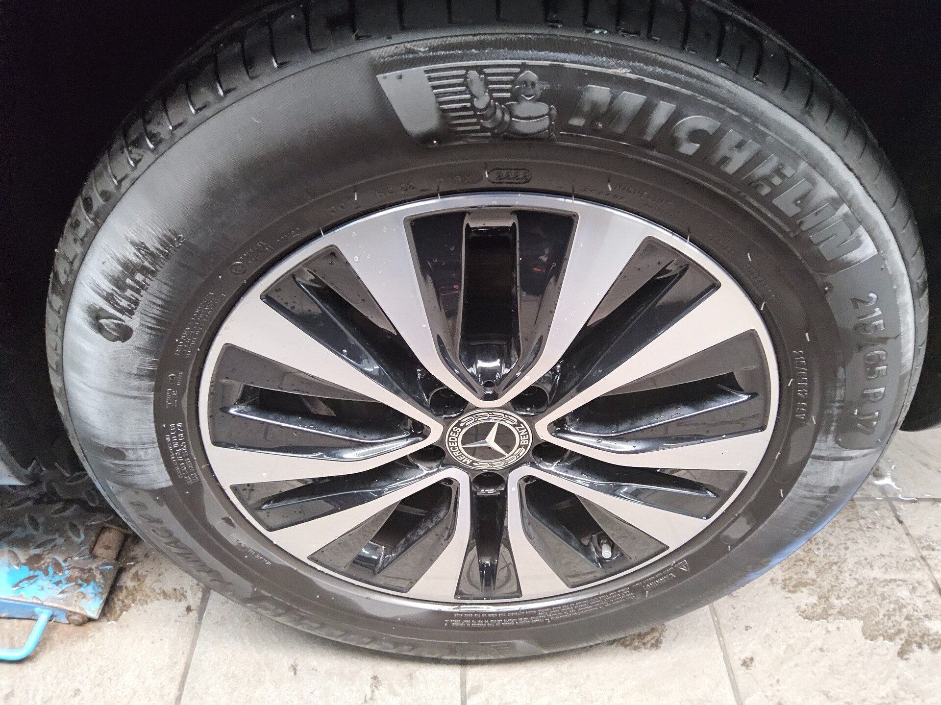 Mercedes-Benz GLB 200 d Leder Navi LED MBUX high 11