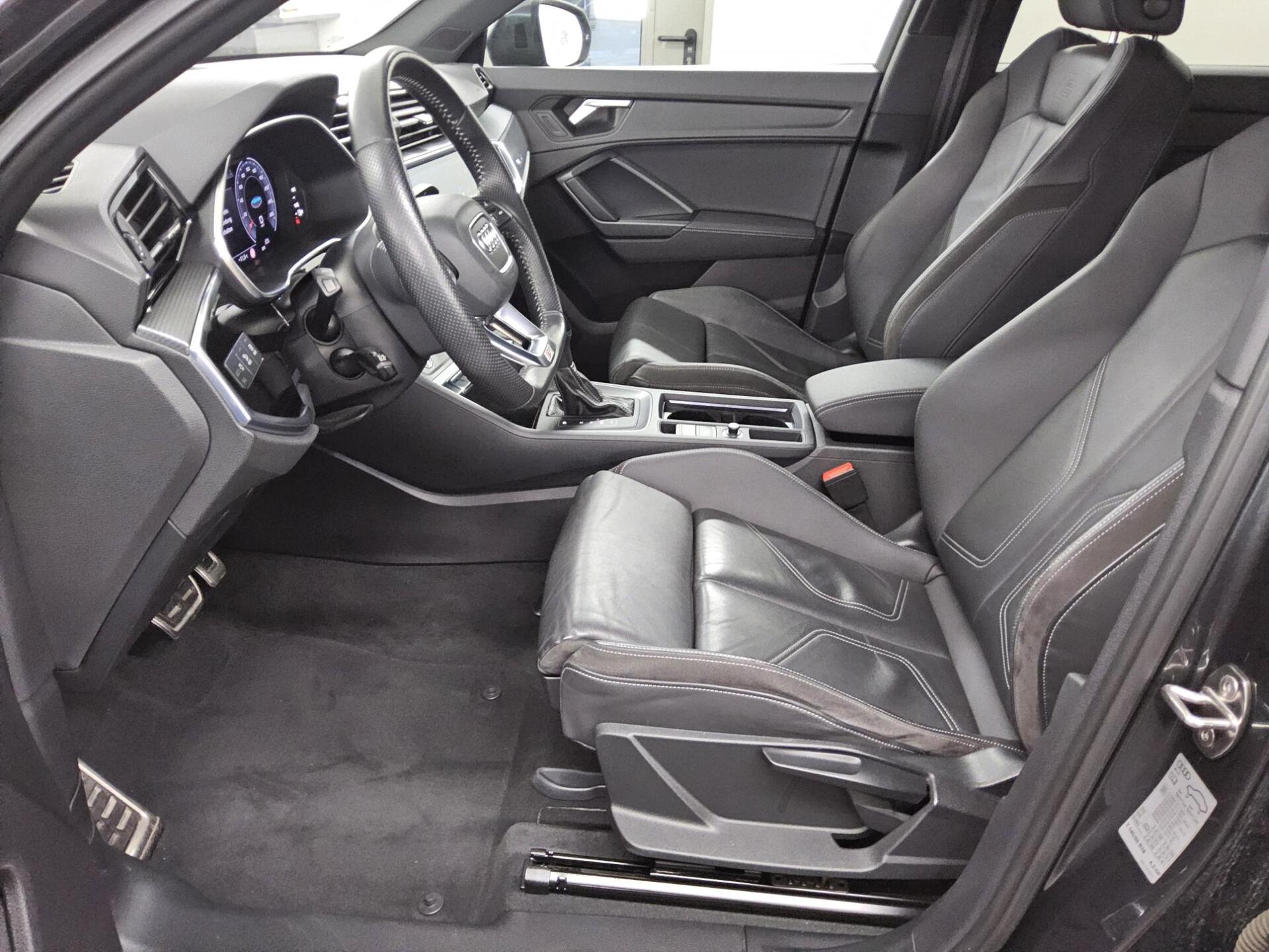 Audi Q3 35 TDI S-Line Leder Navi LED 9