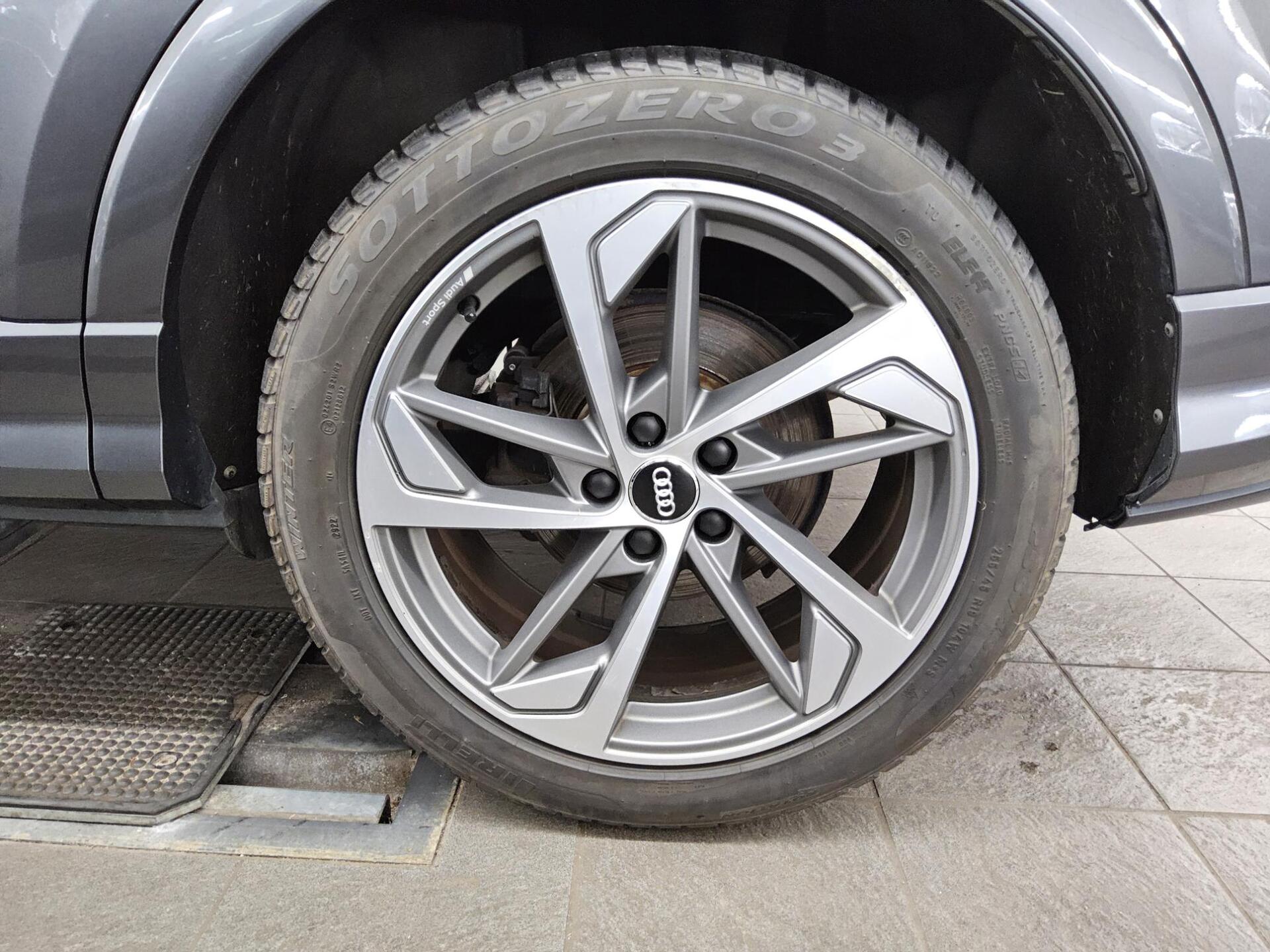 Audi Q3 35 TDI S-Line Leder Navi LED 11