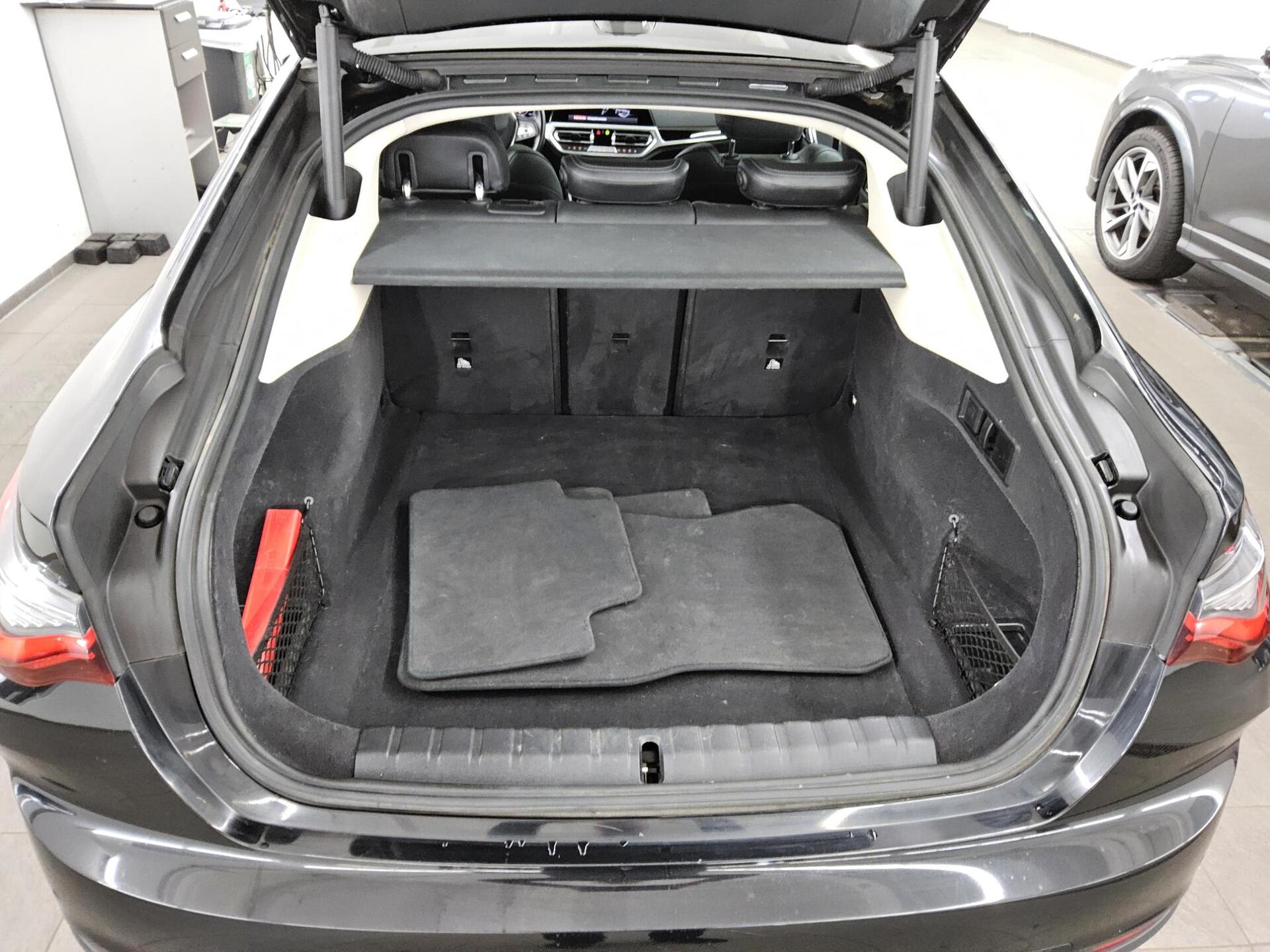 BMW 420 Gran Coupé Leder Navi LC Pro HiFi LED 12